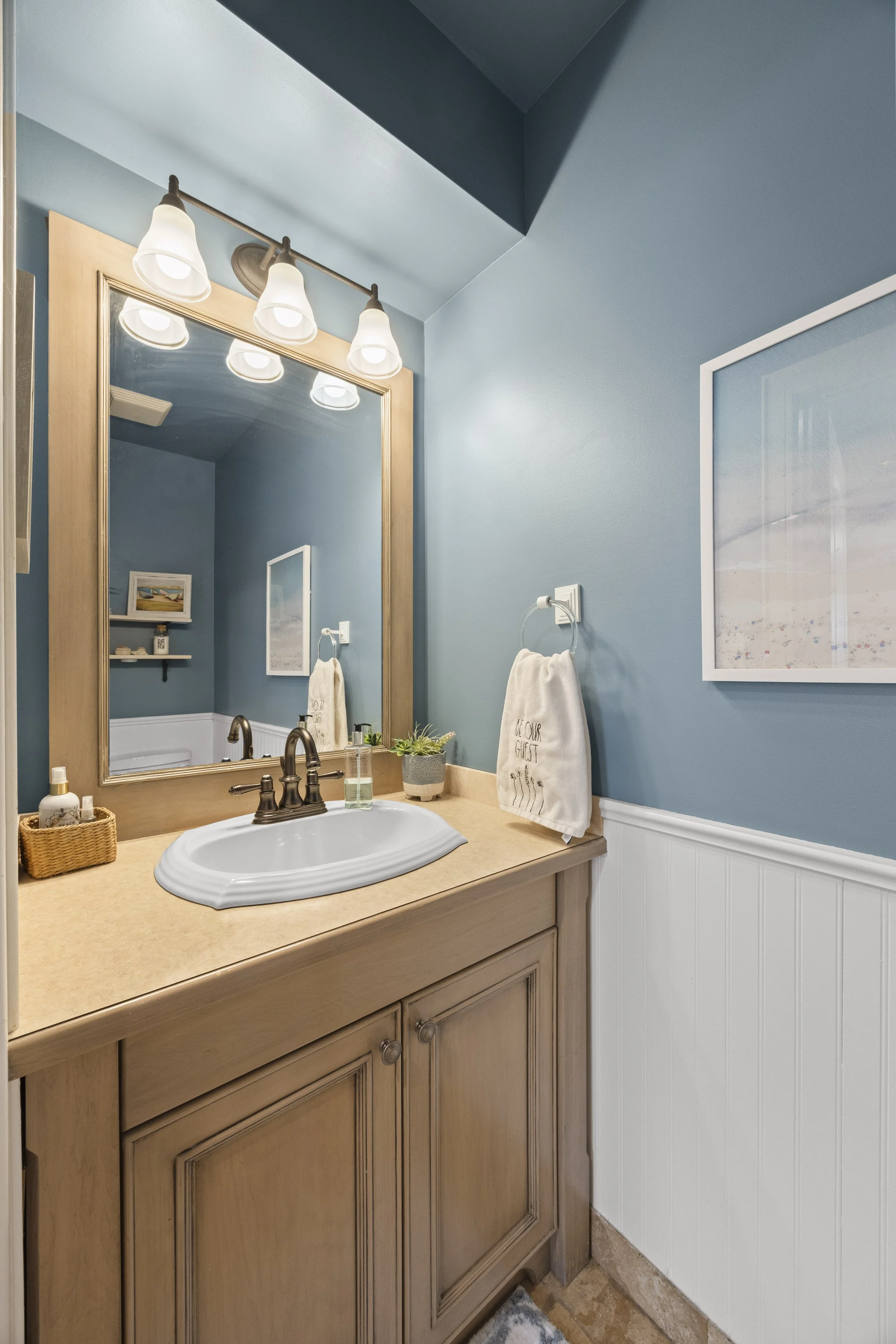 71257 Elizabeth St -27.JPG