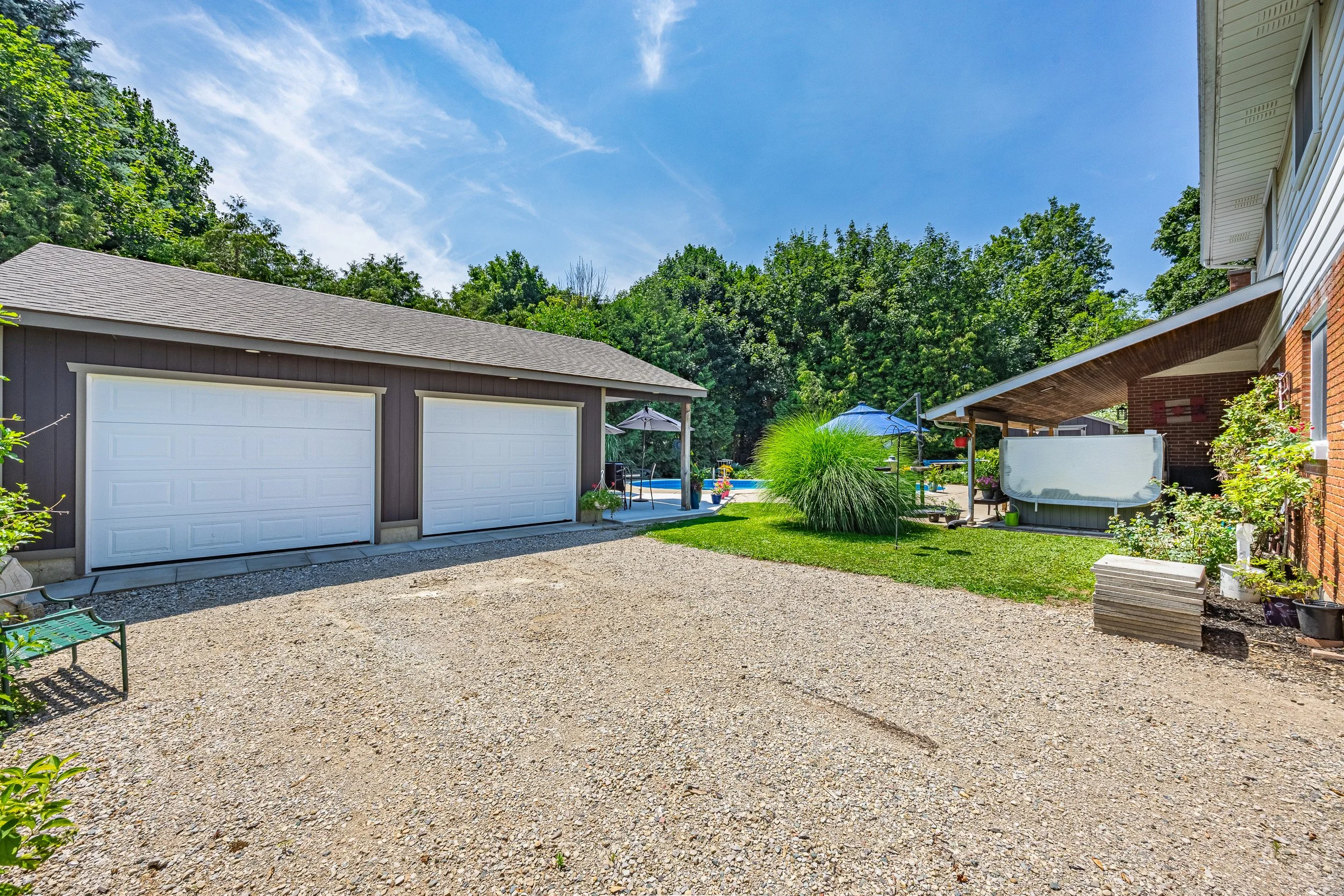 219 Dundas St W -43.jpg