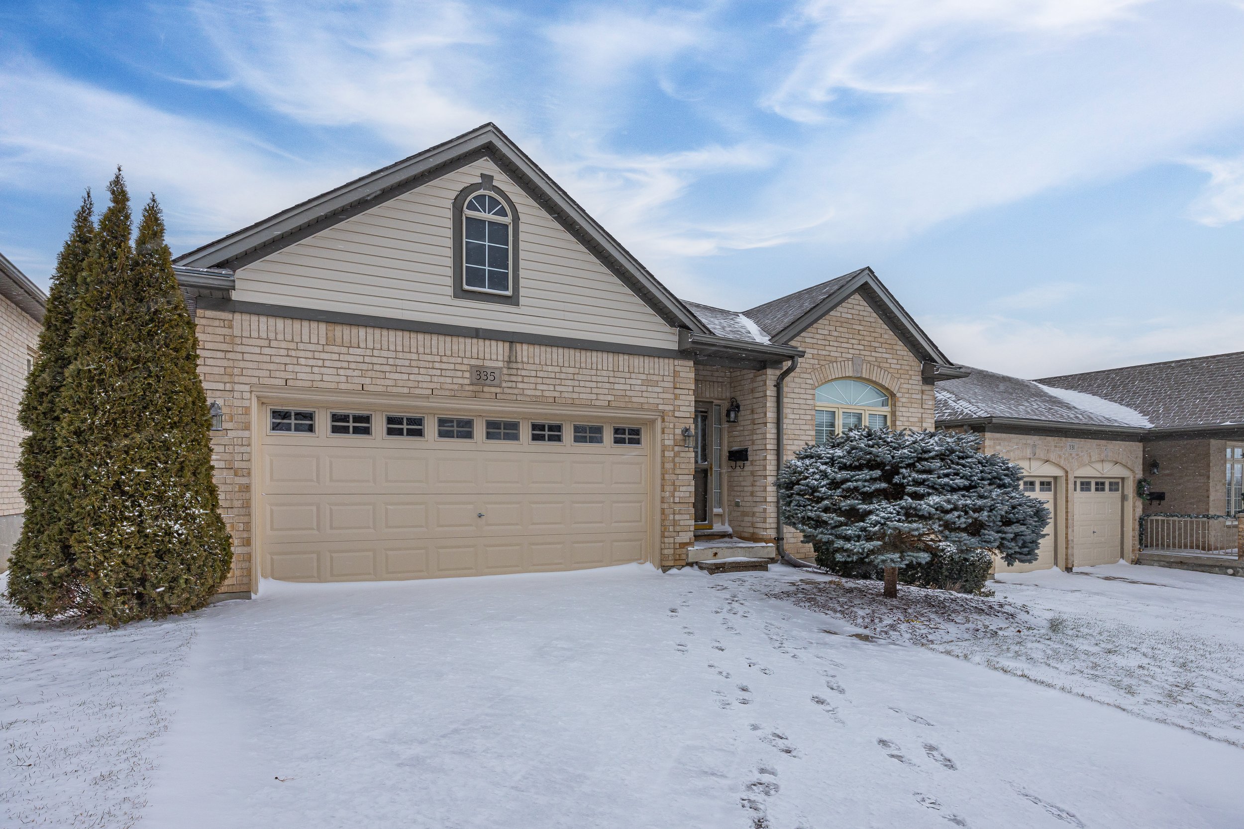 335 Chambers Ave-2.jpg