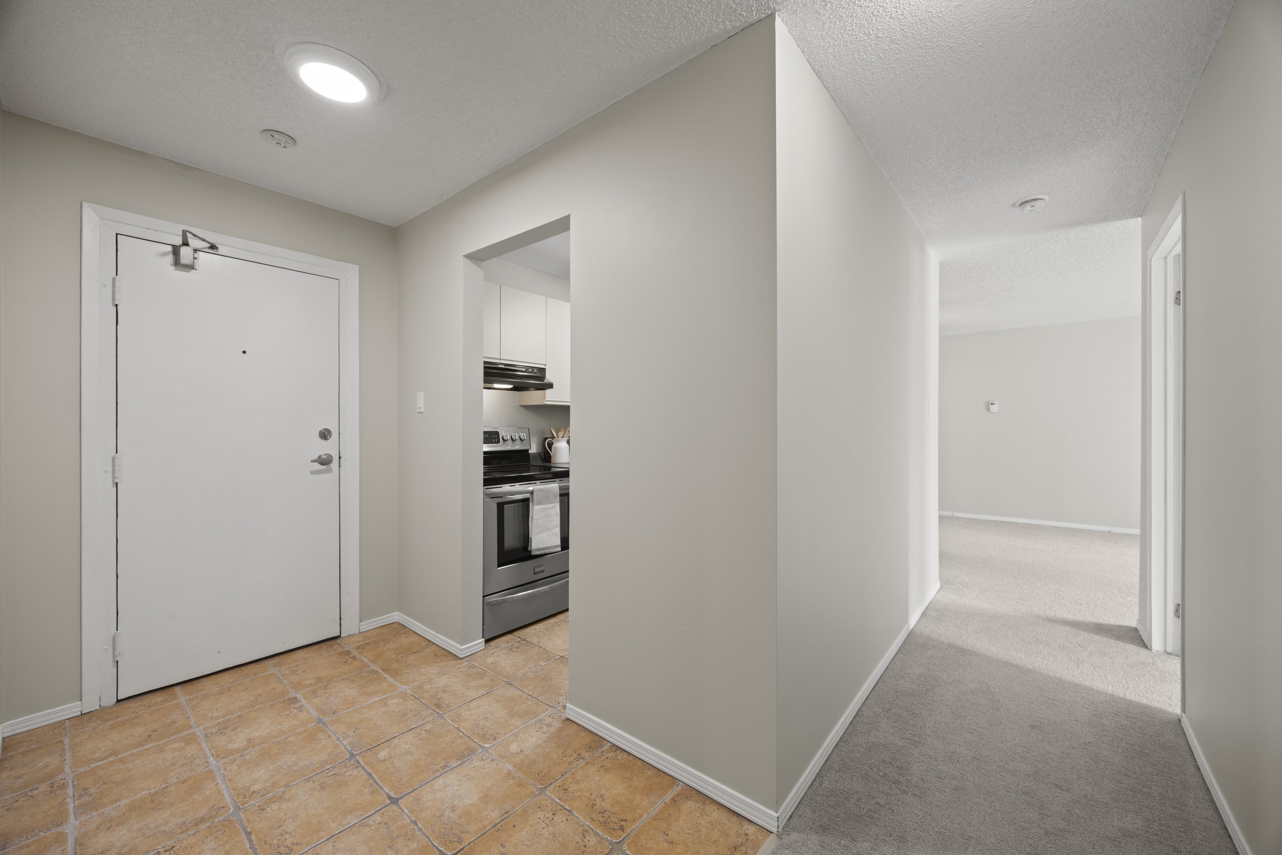 208 - 2228 Trafalgar St -03.JPG