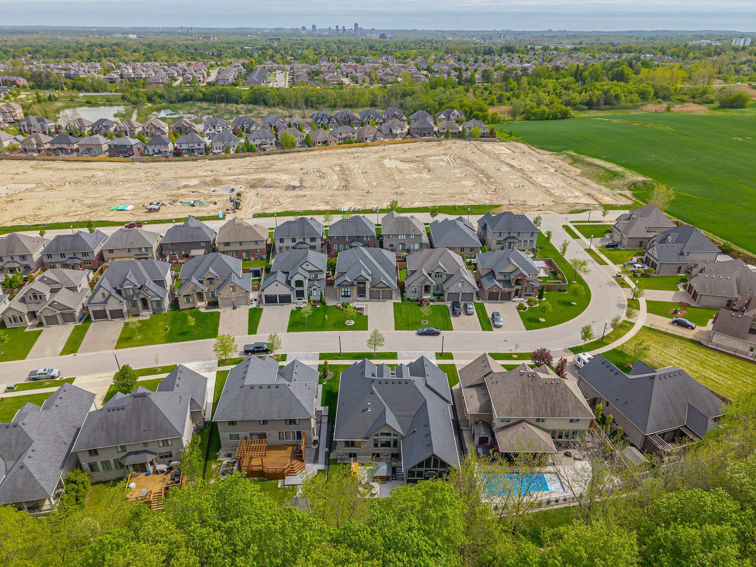2263 Dauncey Cres -55.jpg