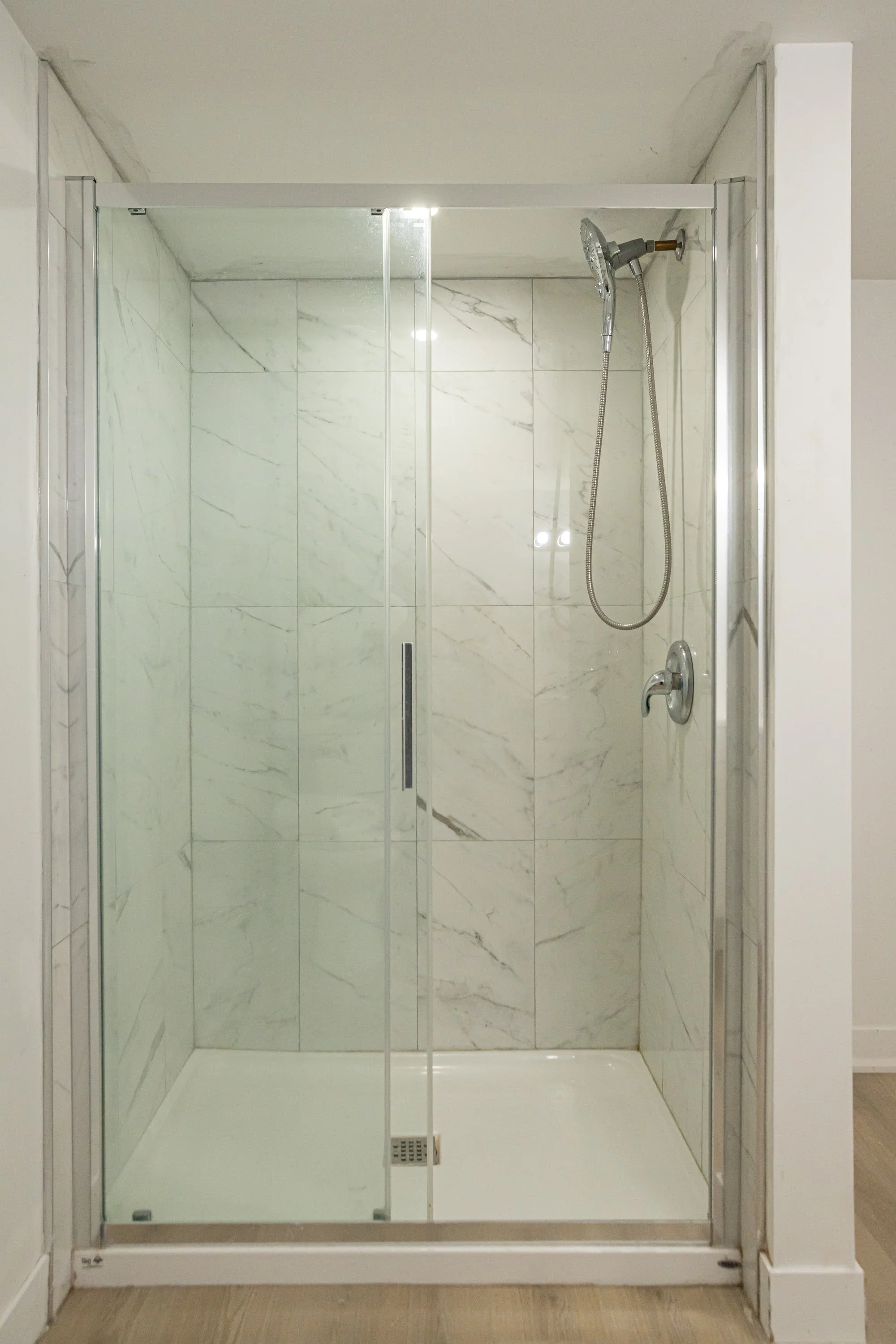 146 Burnside Dr-31.jpg