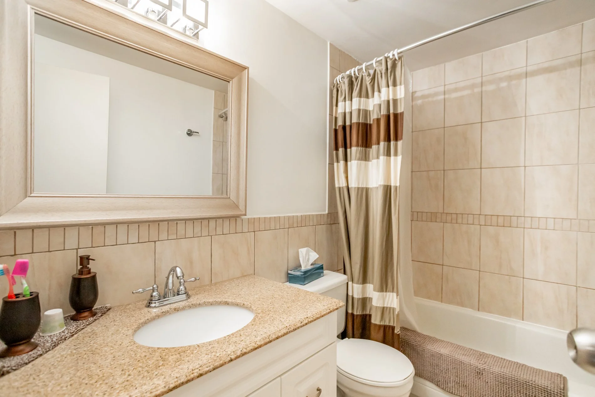 17-311 Vesta Rd-26.jpg