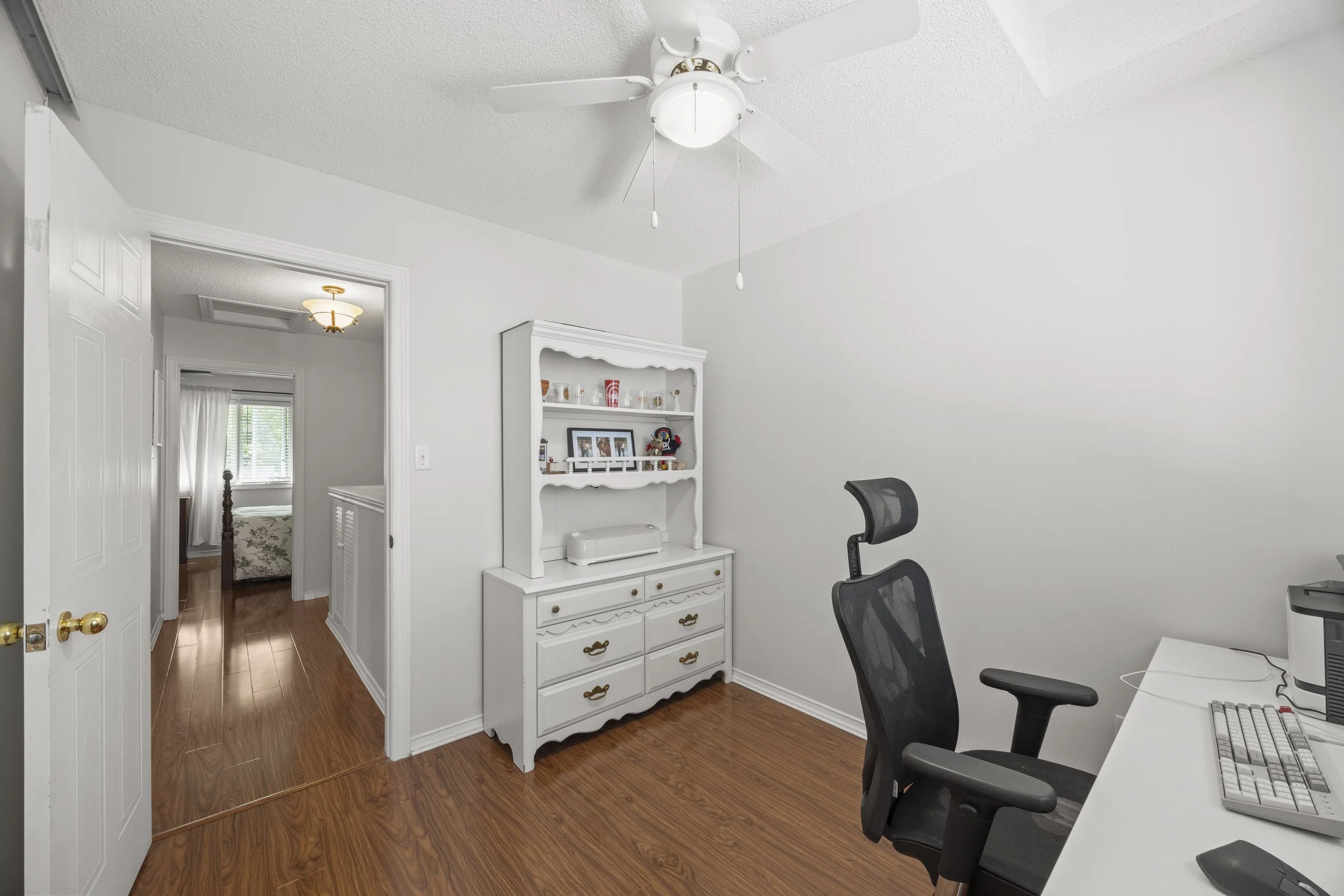 25-9 Ailsa Place-33.JPG