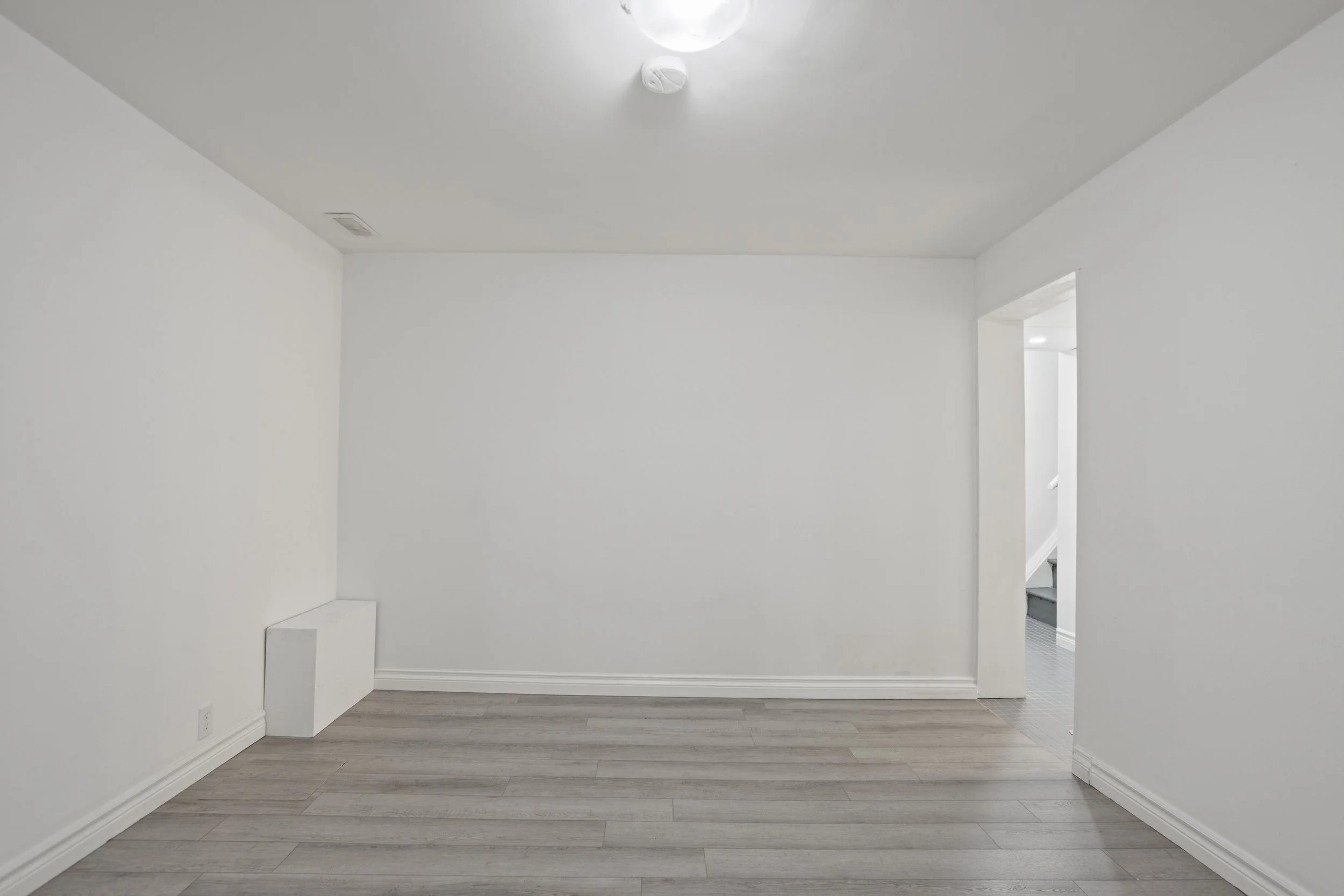 776 Oxford St  -15.JPG