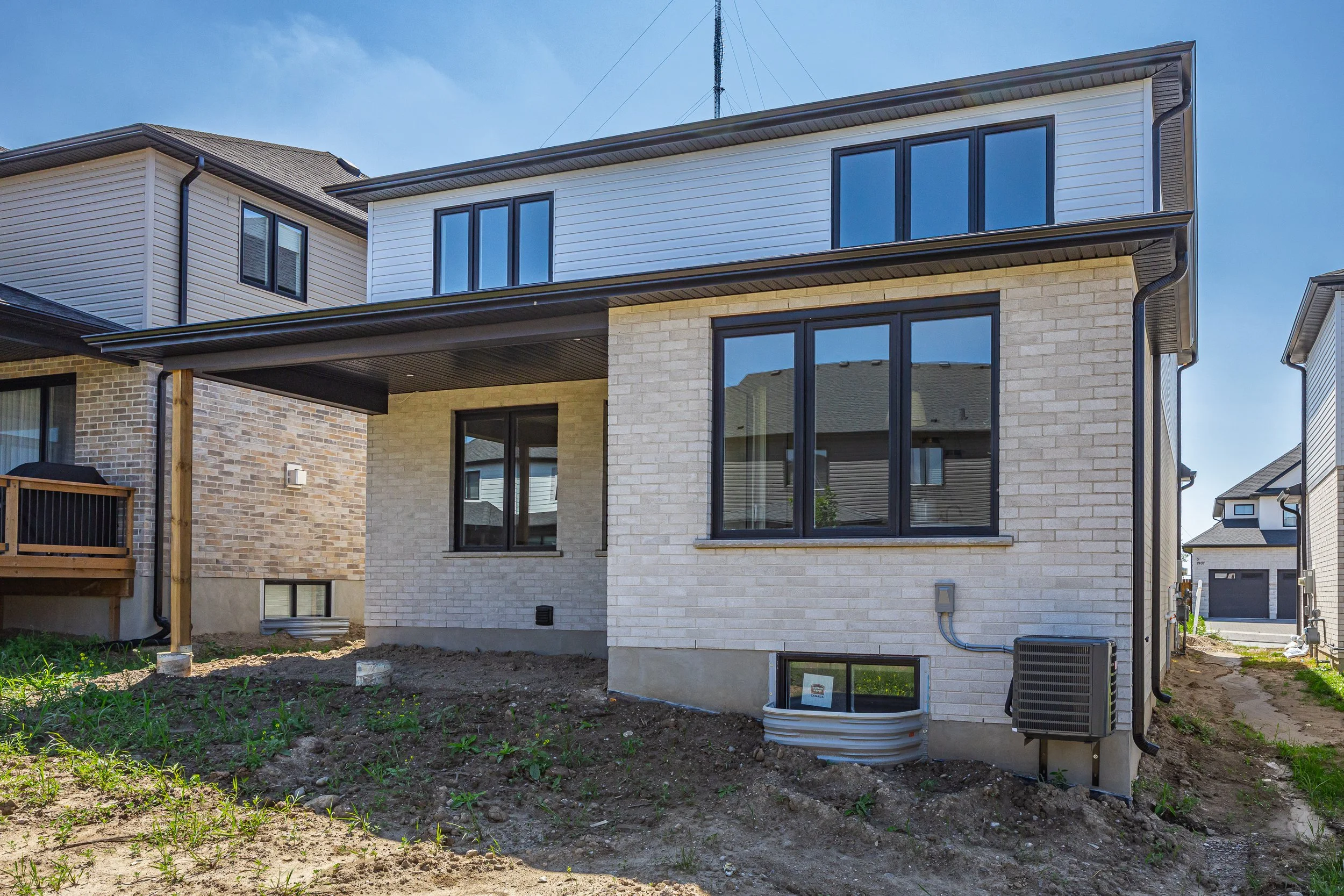 1906 Fountain Grass Dr -43.jpg