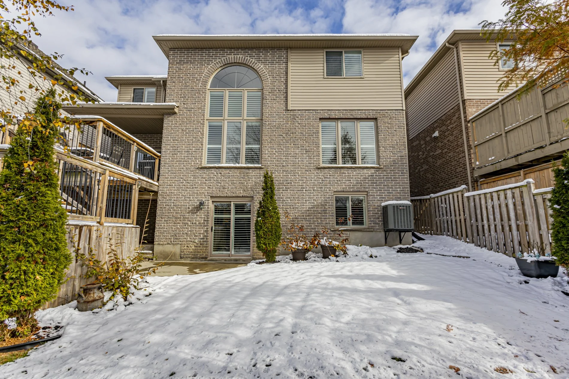 2161 Dogwood Cres_51.JPG
