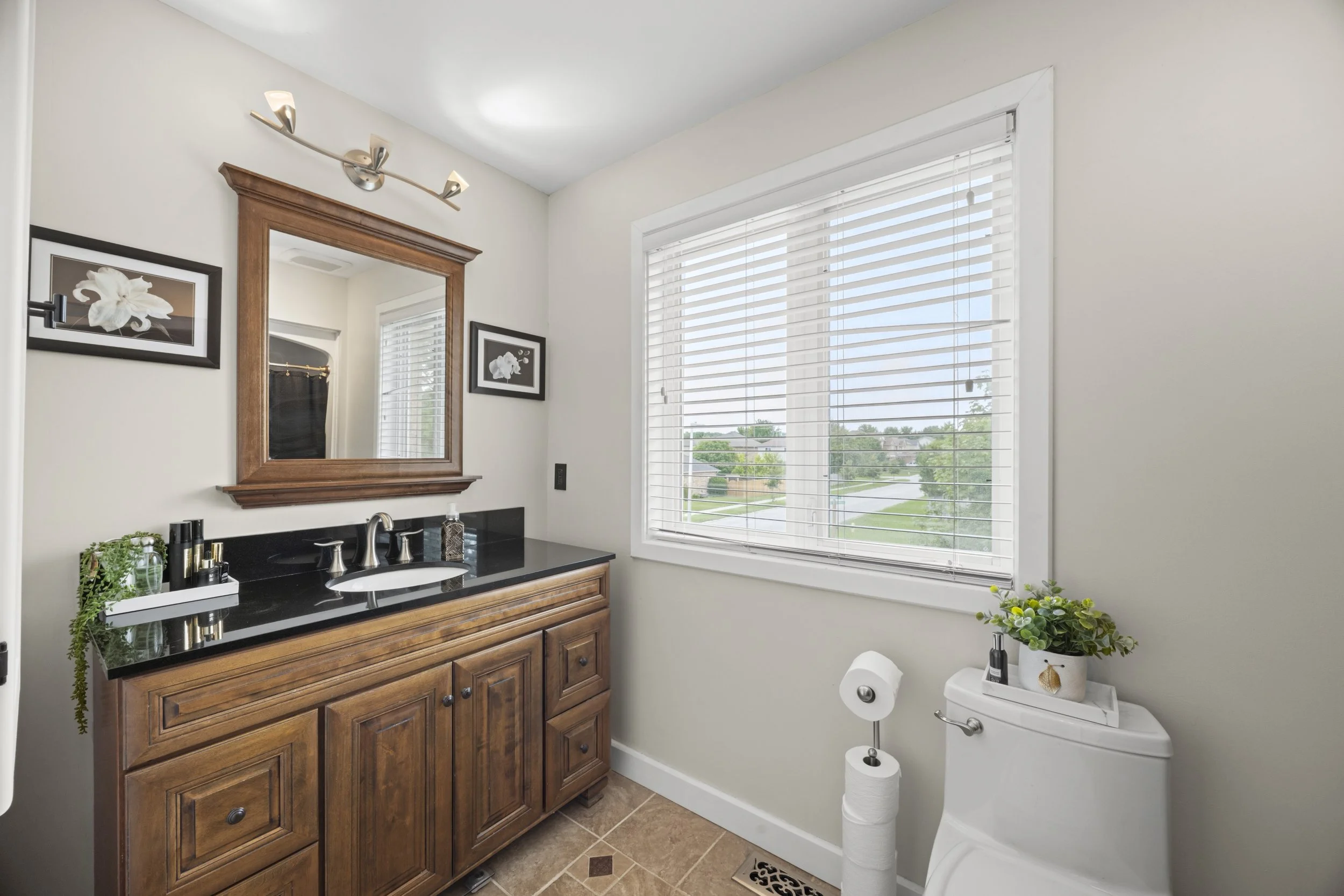 43 Meredith Dr -25.JPG