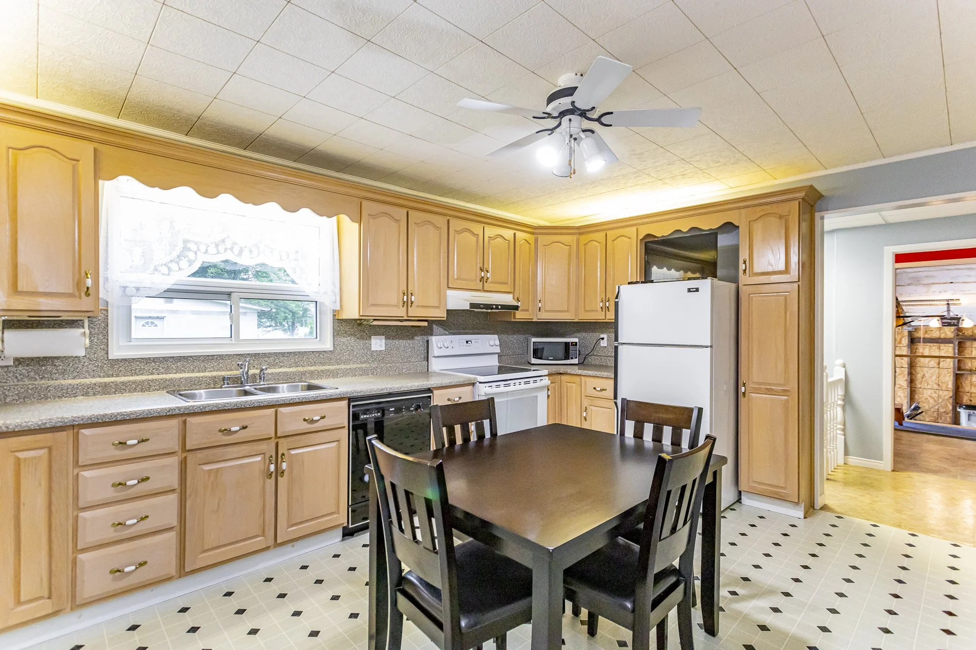 23909 Denfield Rd_20.jpg