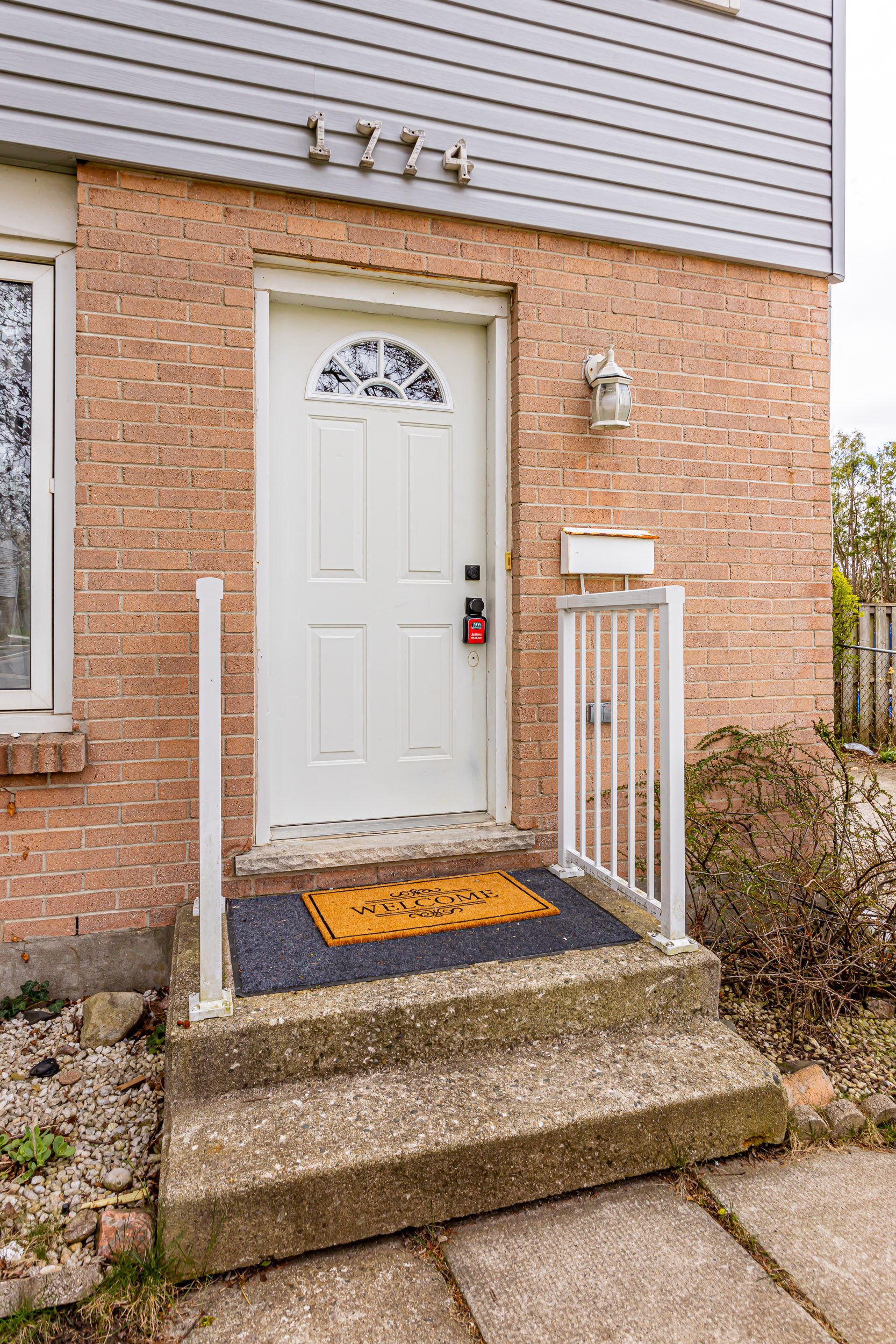 1774 Culver Dr-4.jpg