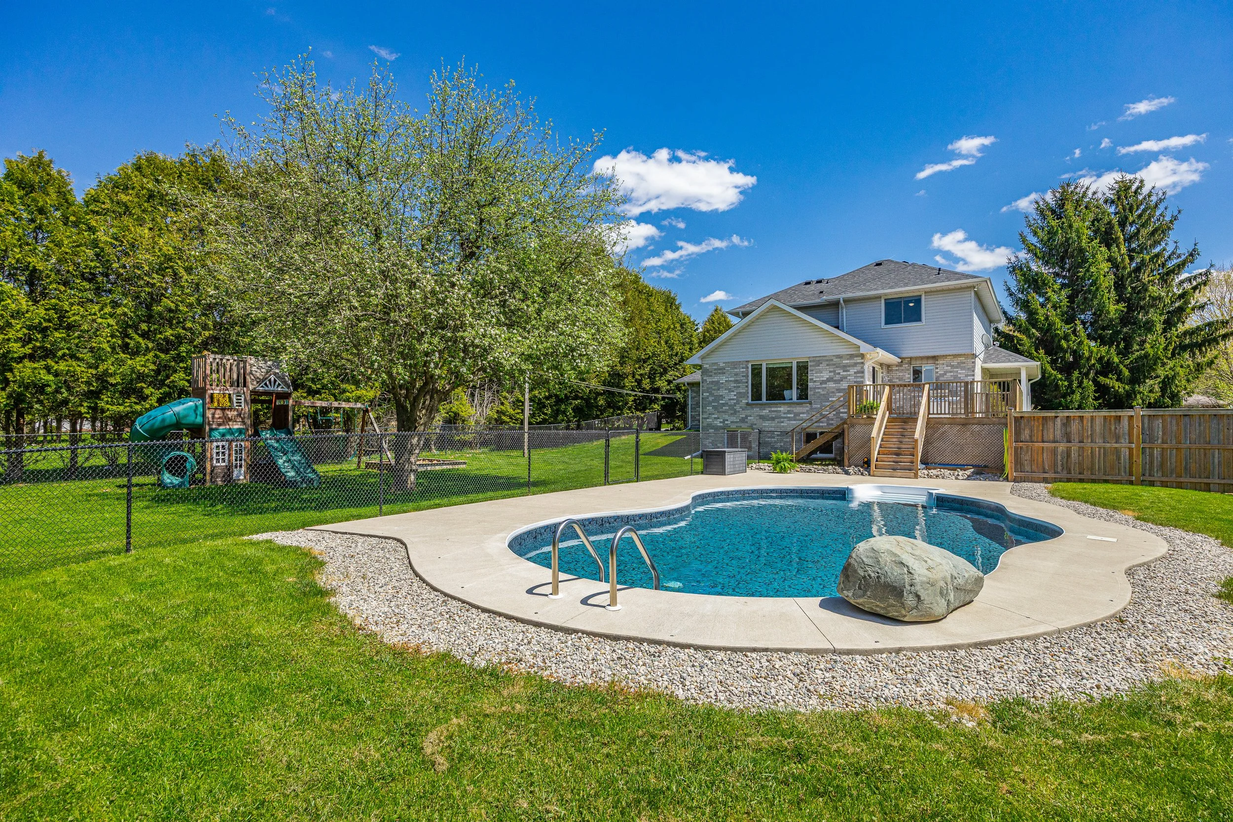 114 Brookfield St -47.jpg