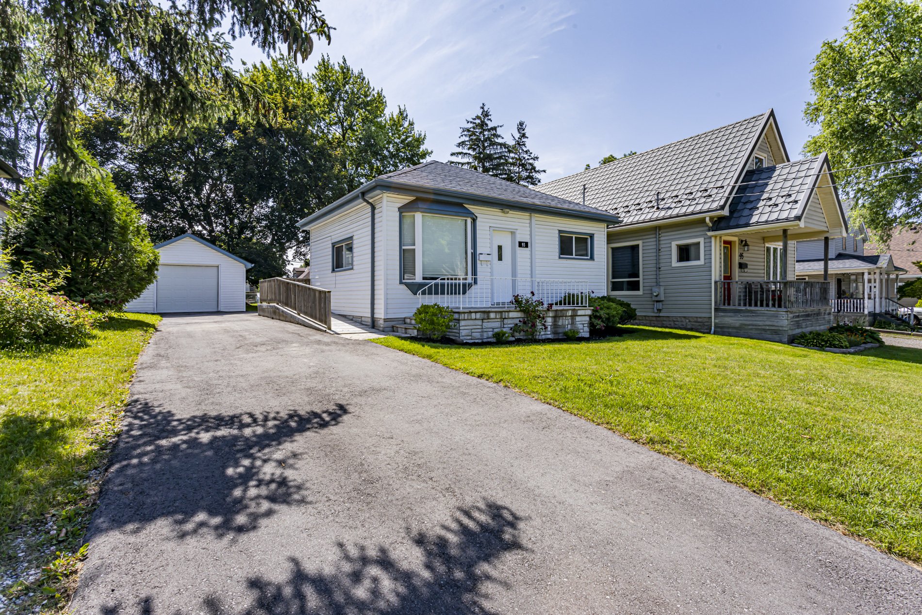 Exteriors-93 Barker St_02.JPG