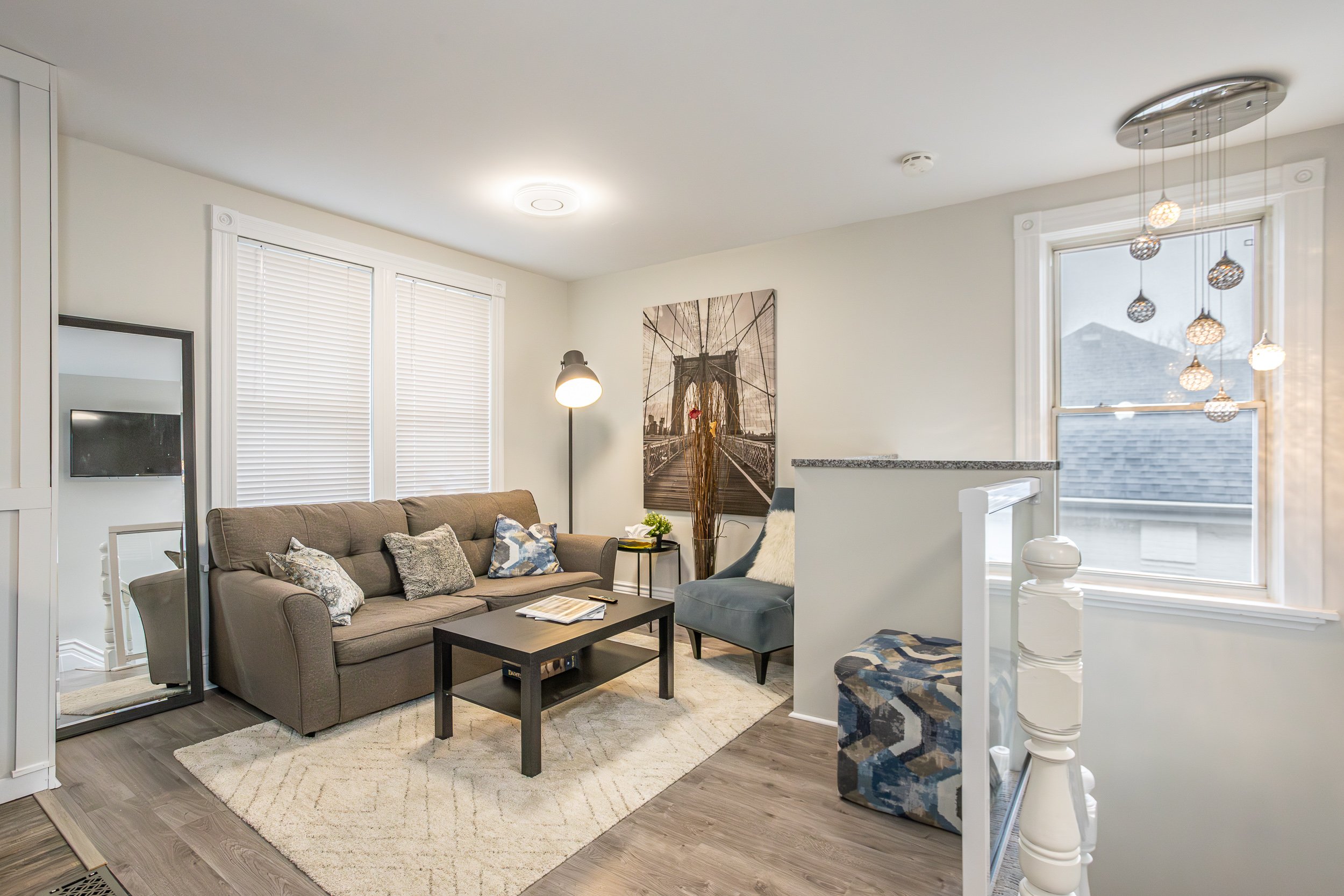 141 Bruce St - Unit 1-5.jpg