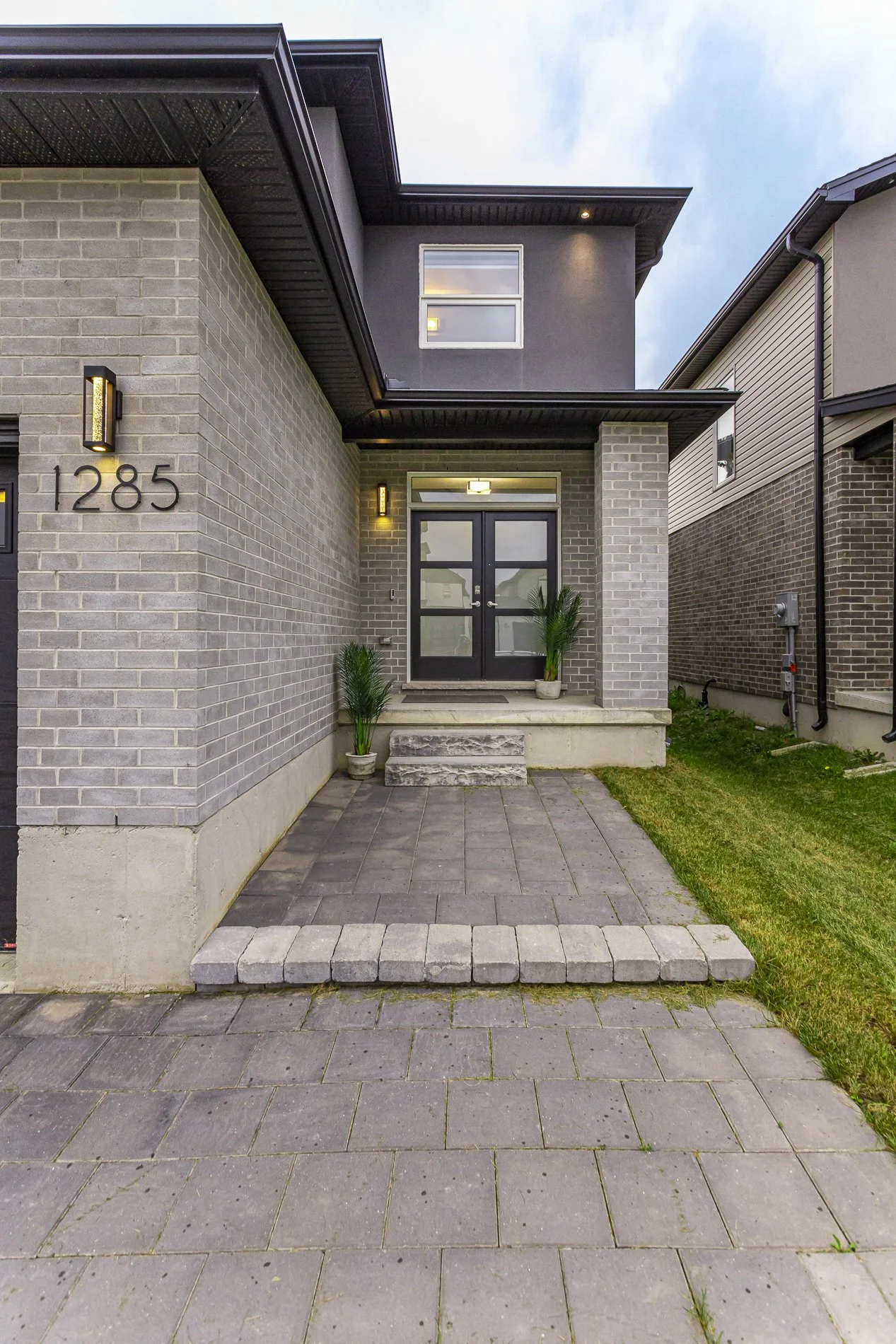 1285 Twilite Blvd_05.jpg