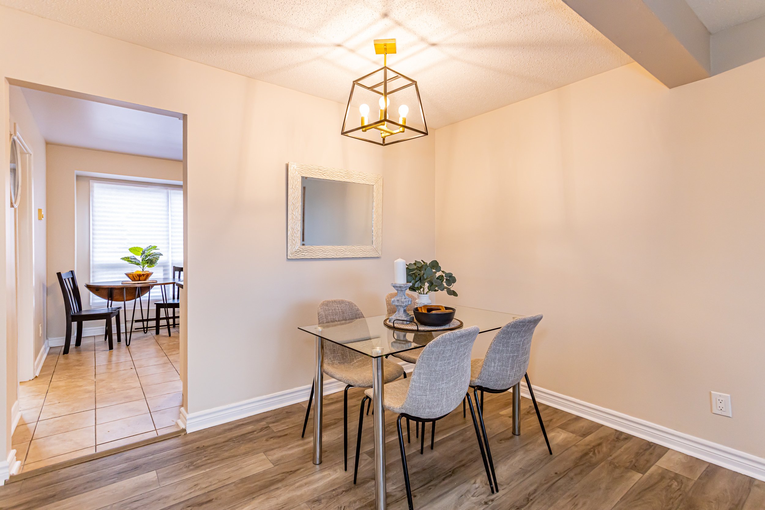 38-355 Sandringham Cres-8.jpg