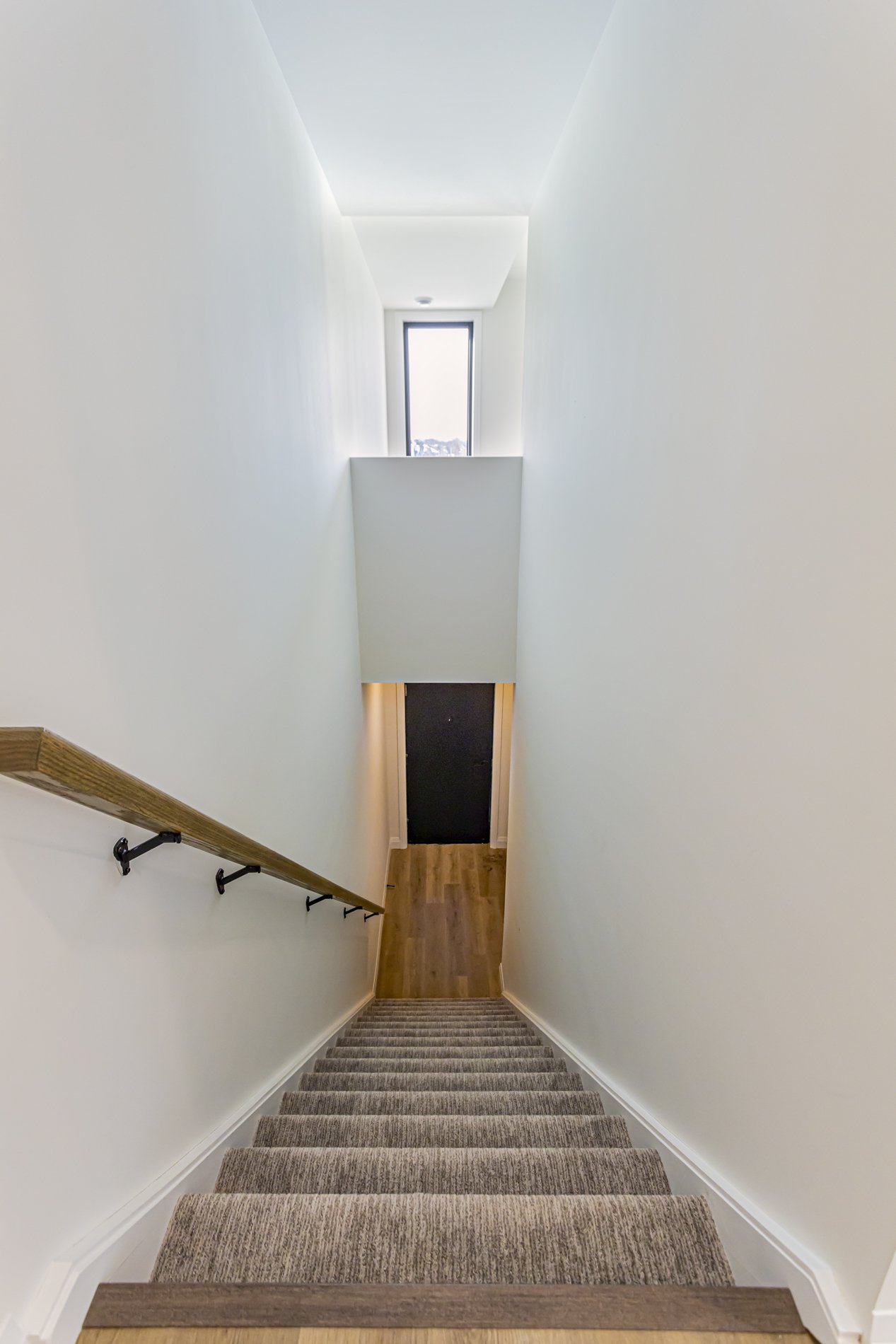 43-3900 Savoy_03.jpg