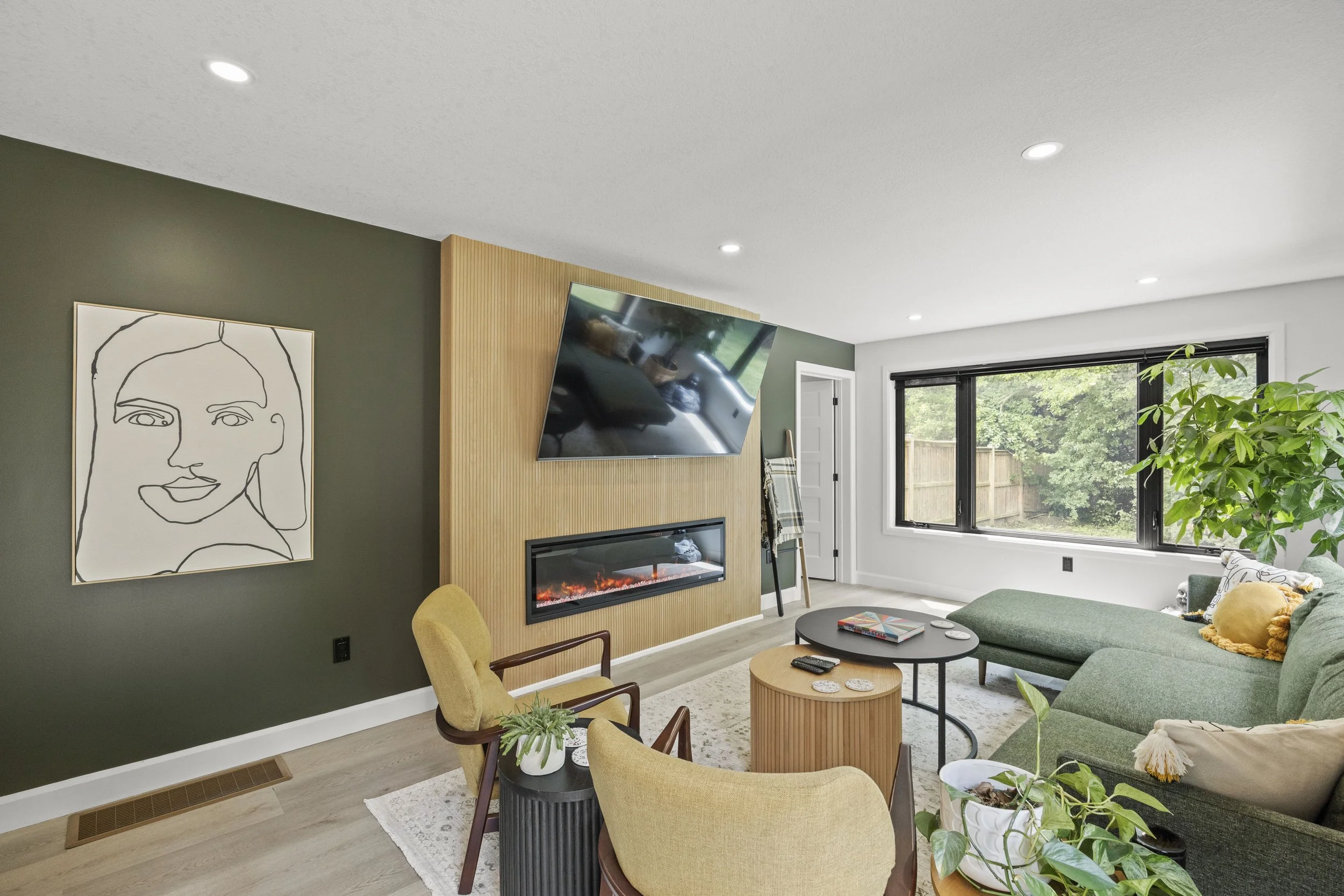 167 Paul St -21.JPG