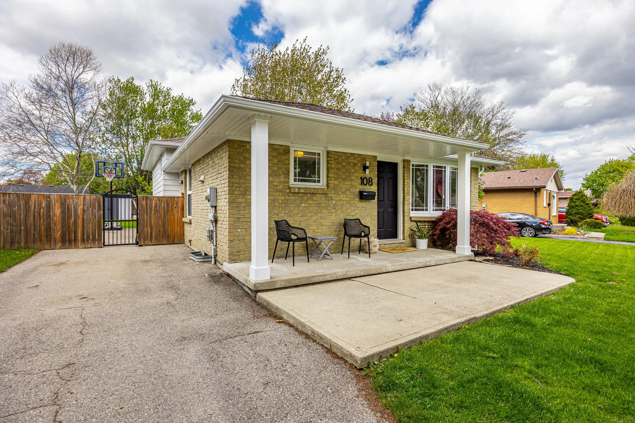 108 Brunswick Ave -05.jpg