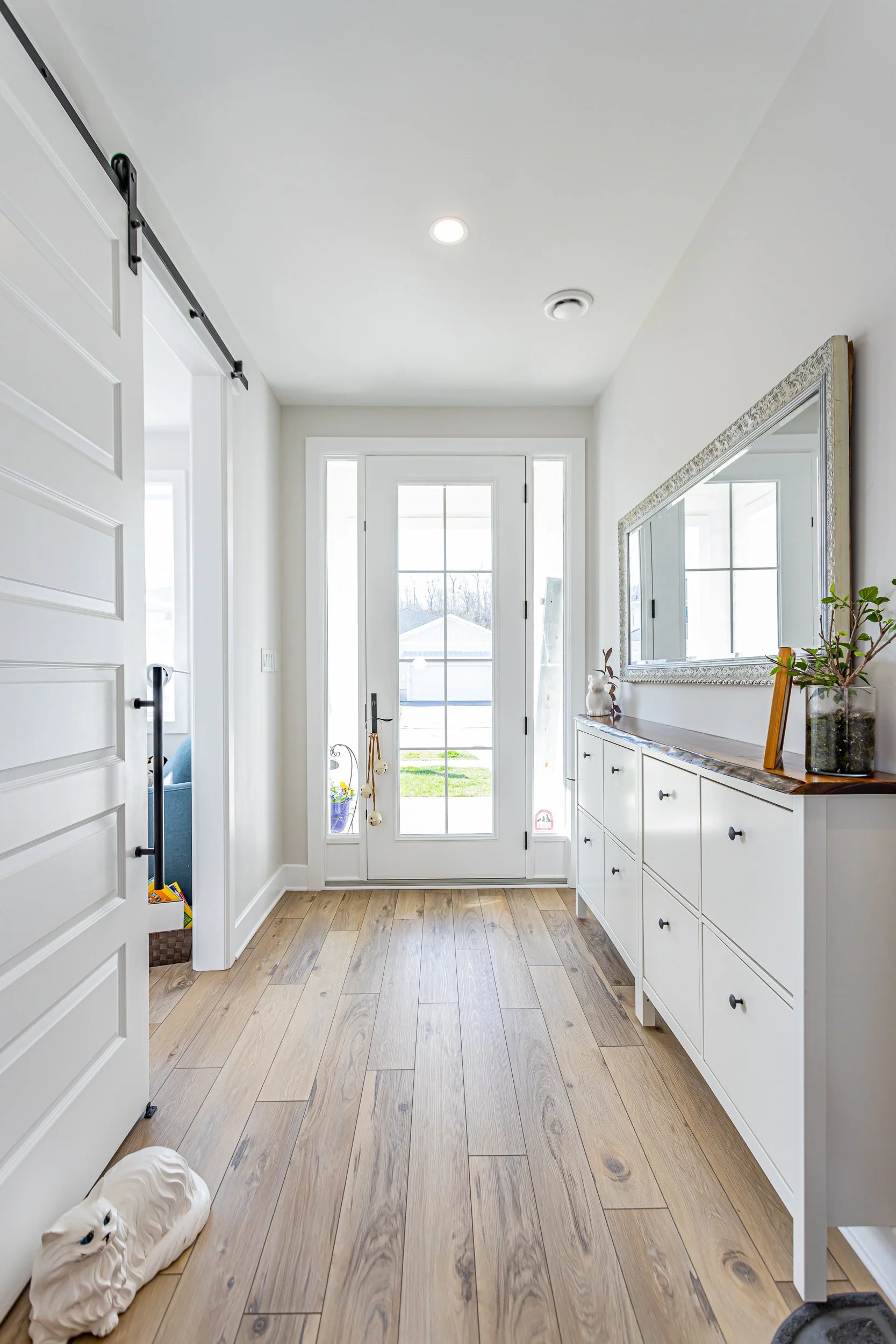 420 Breakwater Blvd-5.jpg