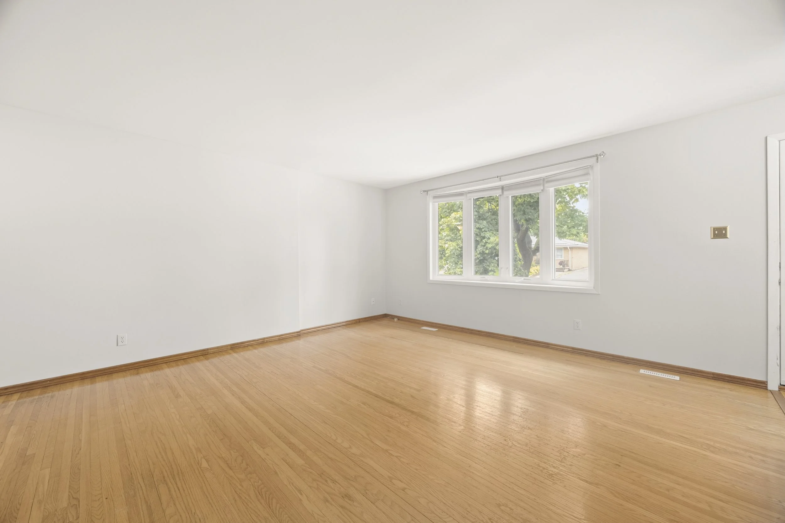 25 Noel Ave -11.JPG