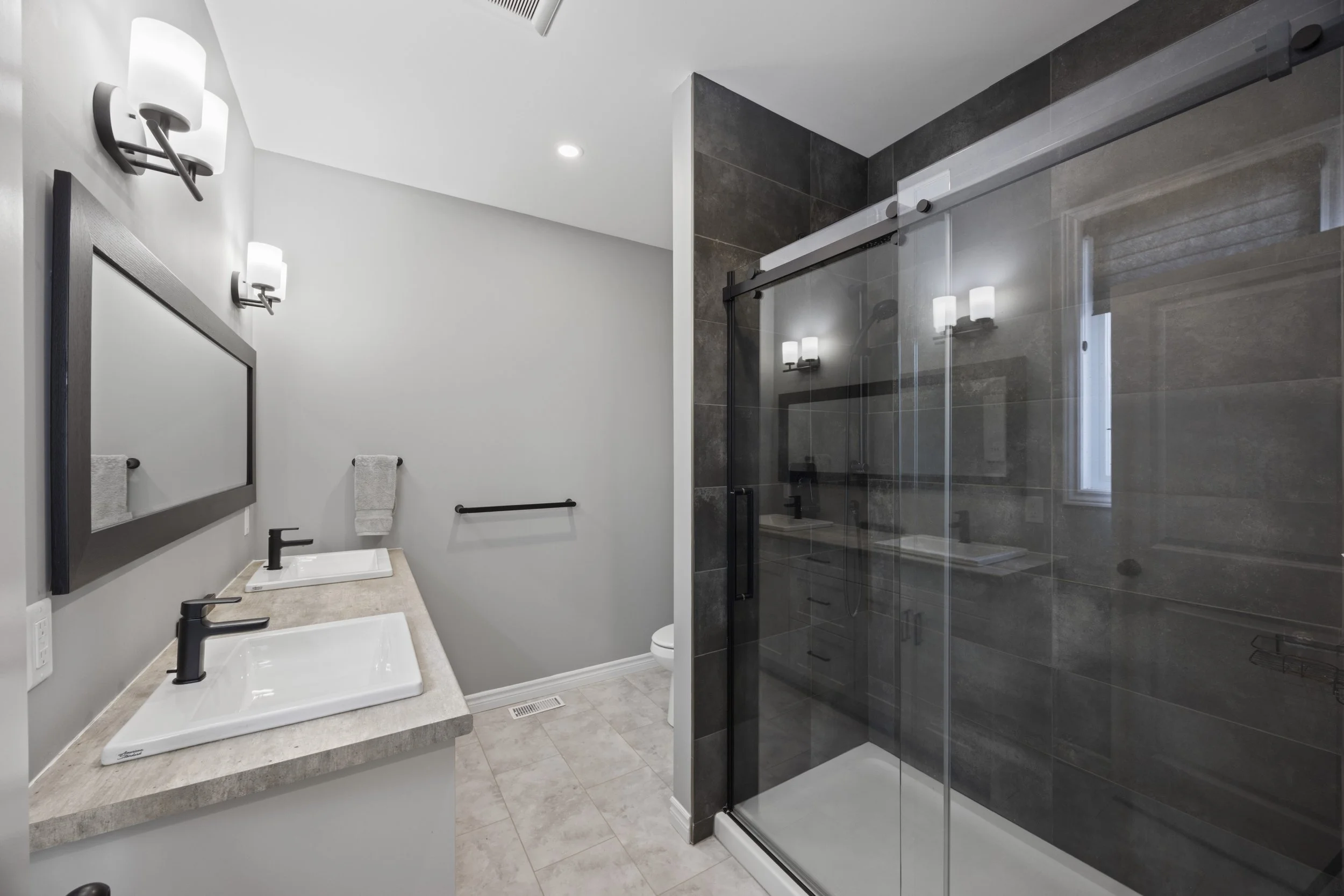 21 Middle St -23.JPG