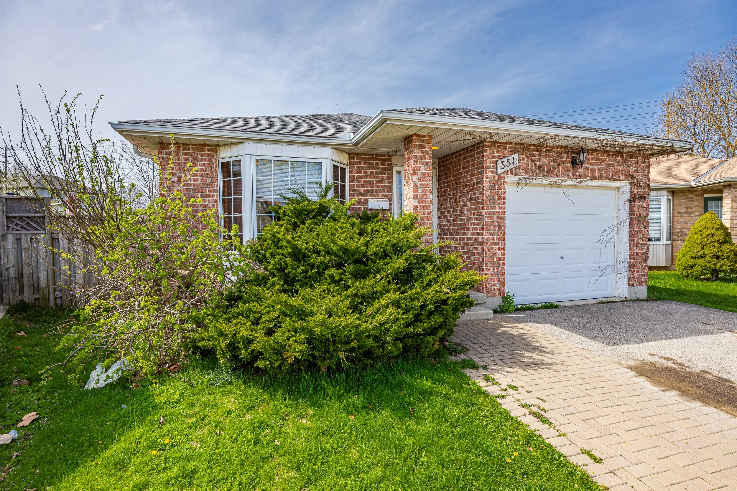 351 Fleming Dr -04.jpg