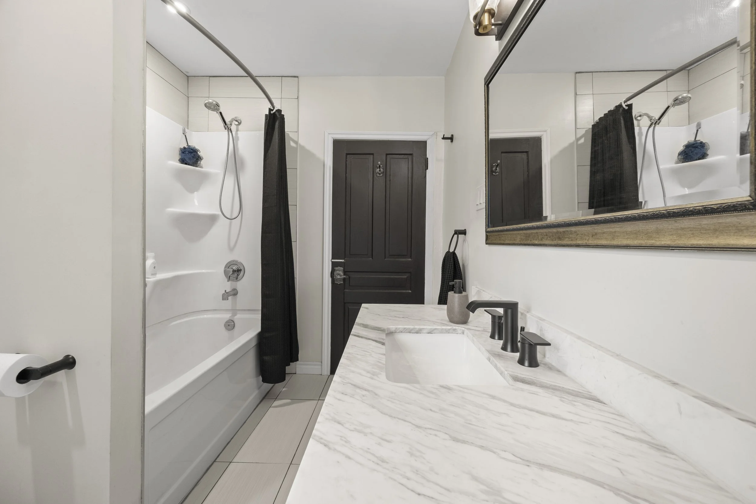 152 Wonham St S -30.jpg
