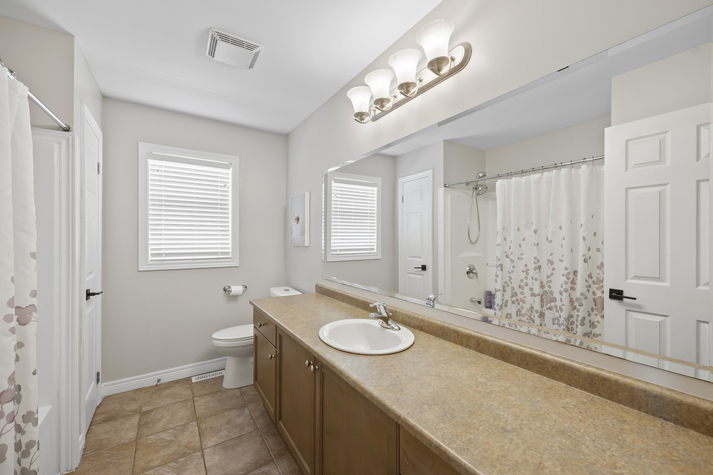 1204 Meadowvale Dr -26.JPG