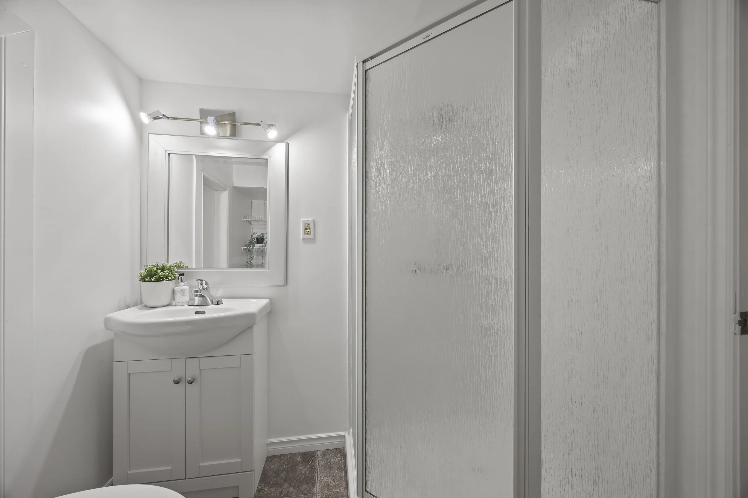 149 Jasper Cres -32.JPG