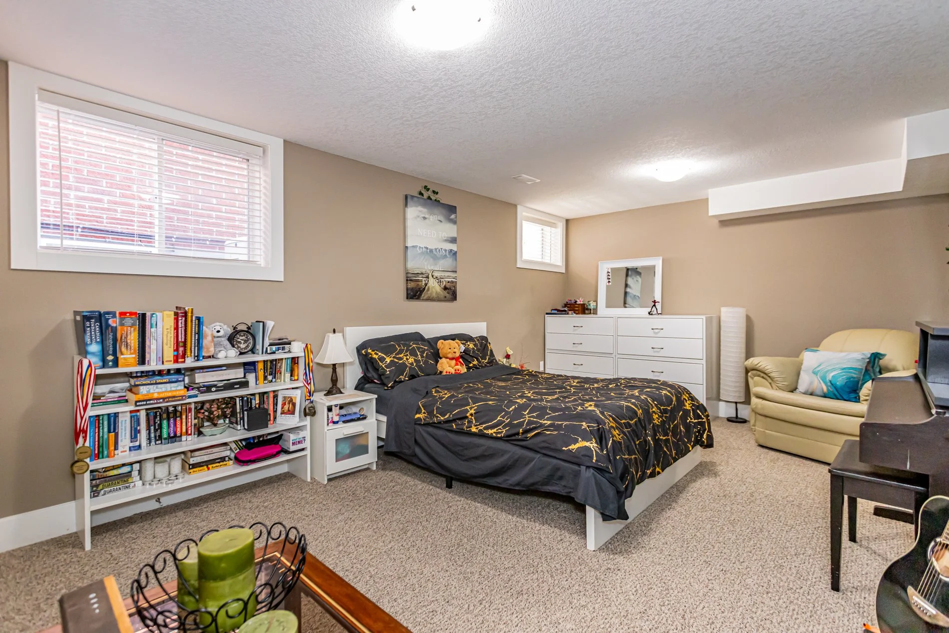 122 1-2 Centennial Ave-32.jpg