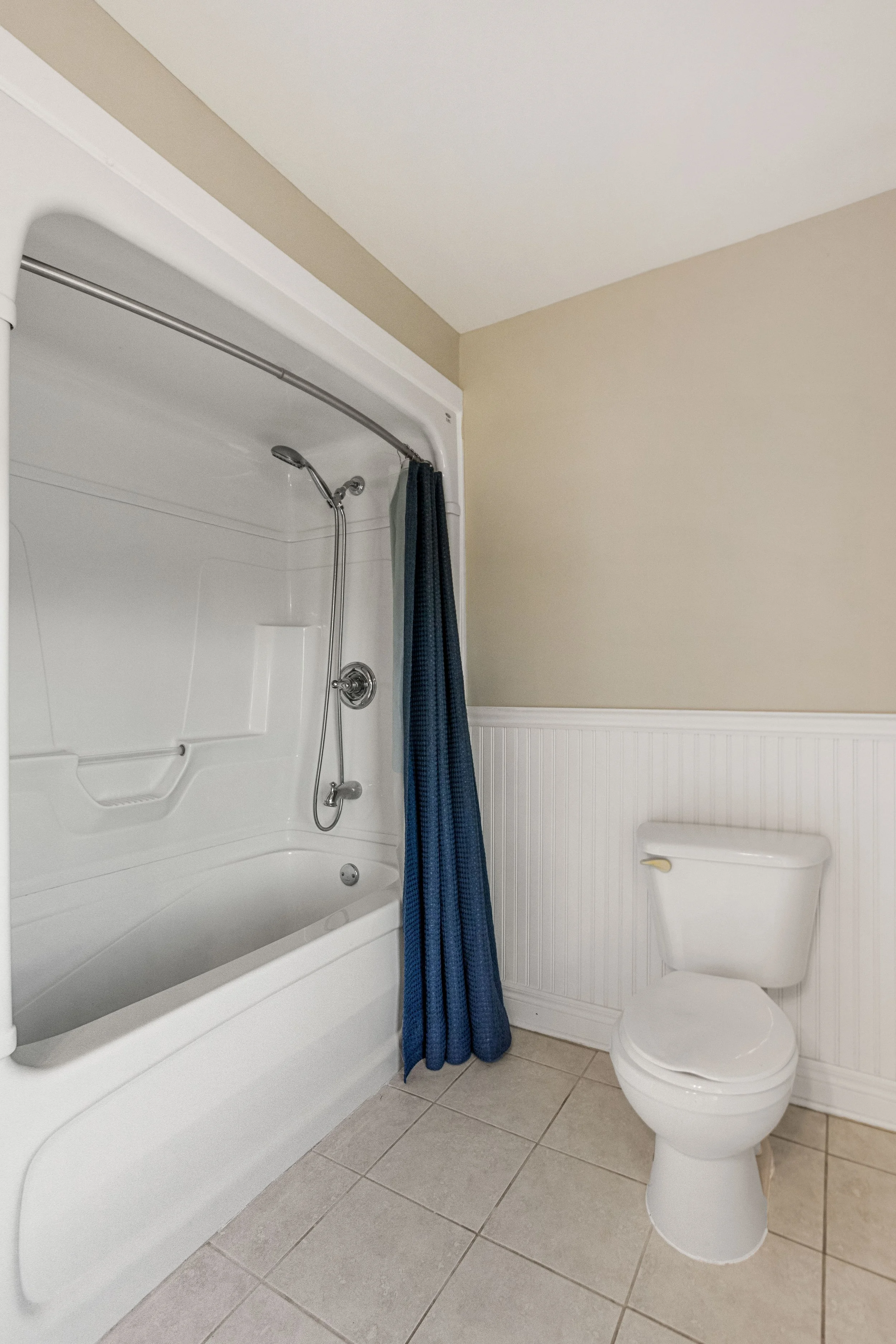 181 Parkhill Main St -31.jpg