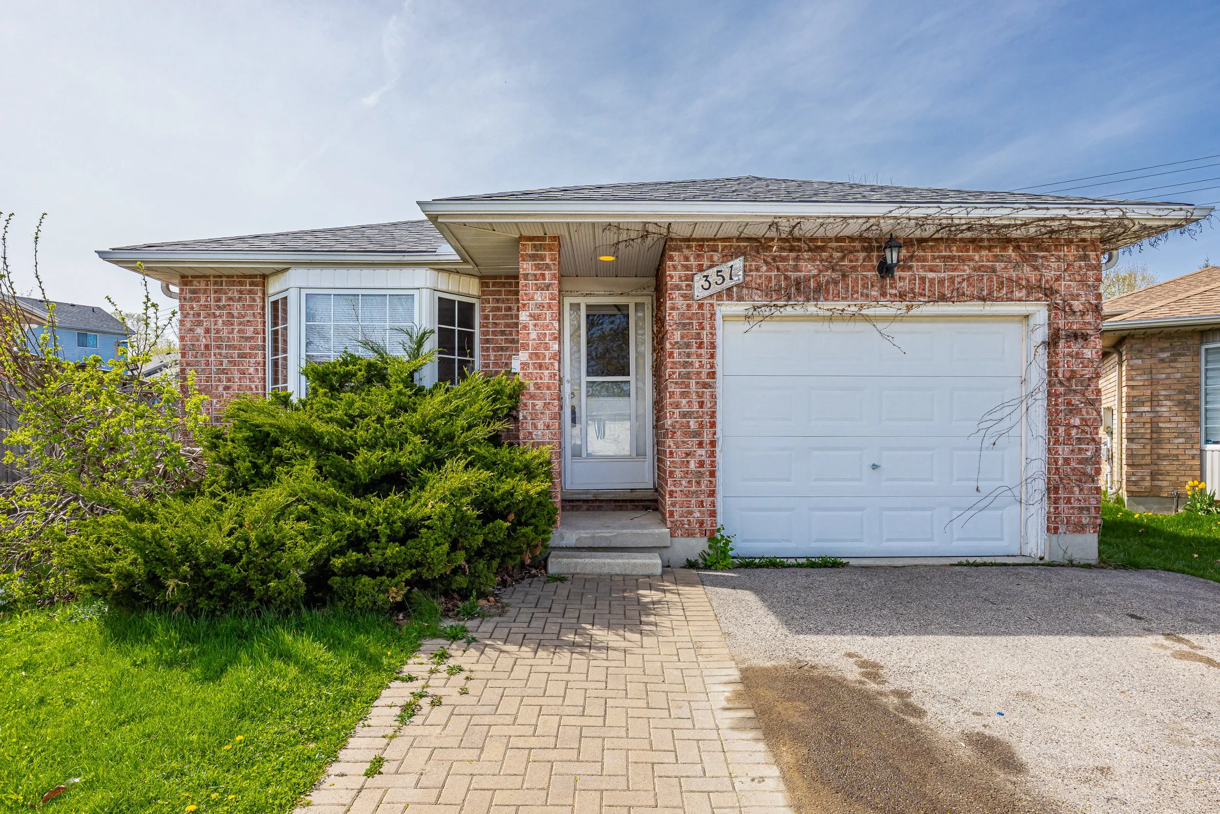 351 Fleming Dr -01.jpg