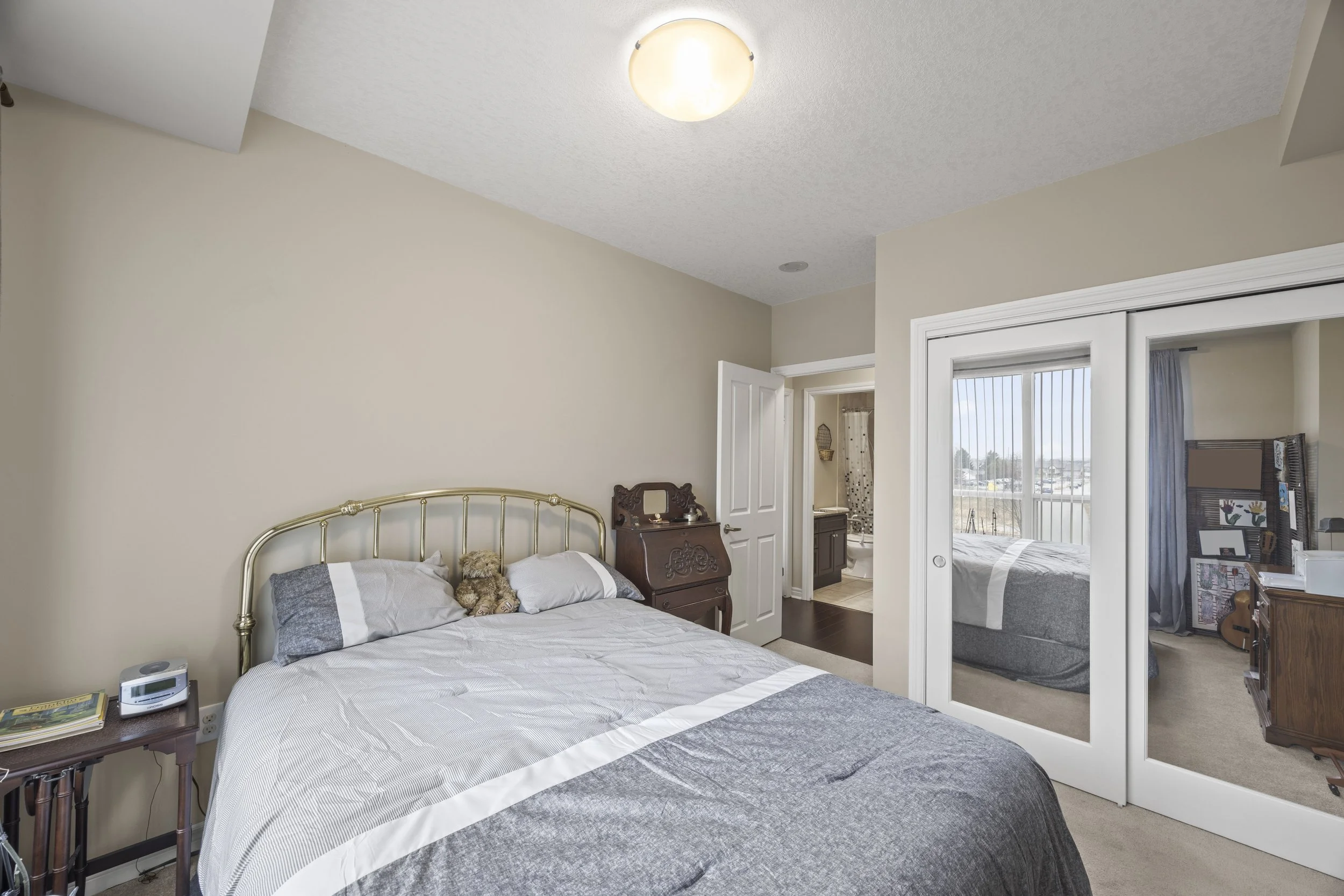 406-1030 Coronation Dr -31.JPG