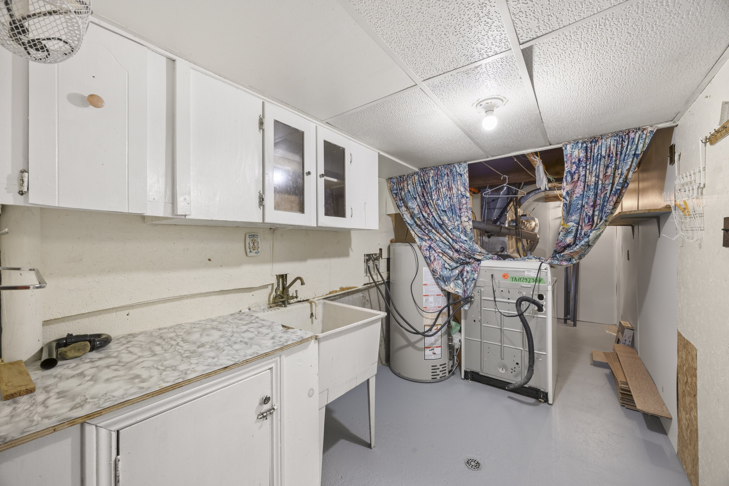 25 Noel Ave -36.JPG
