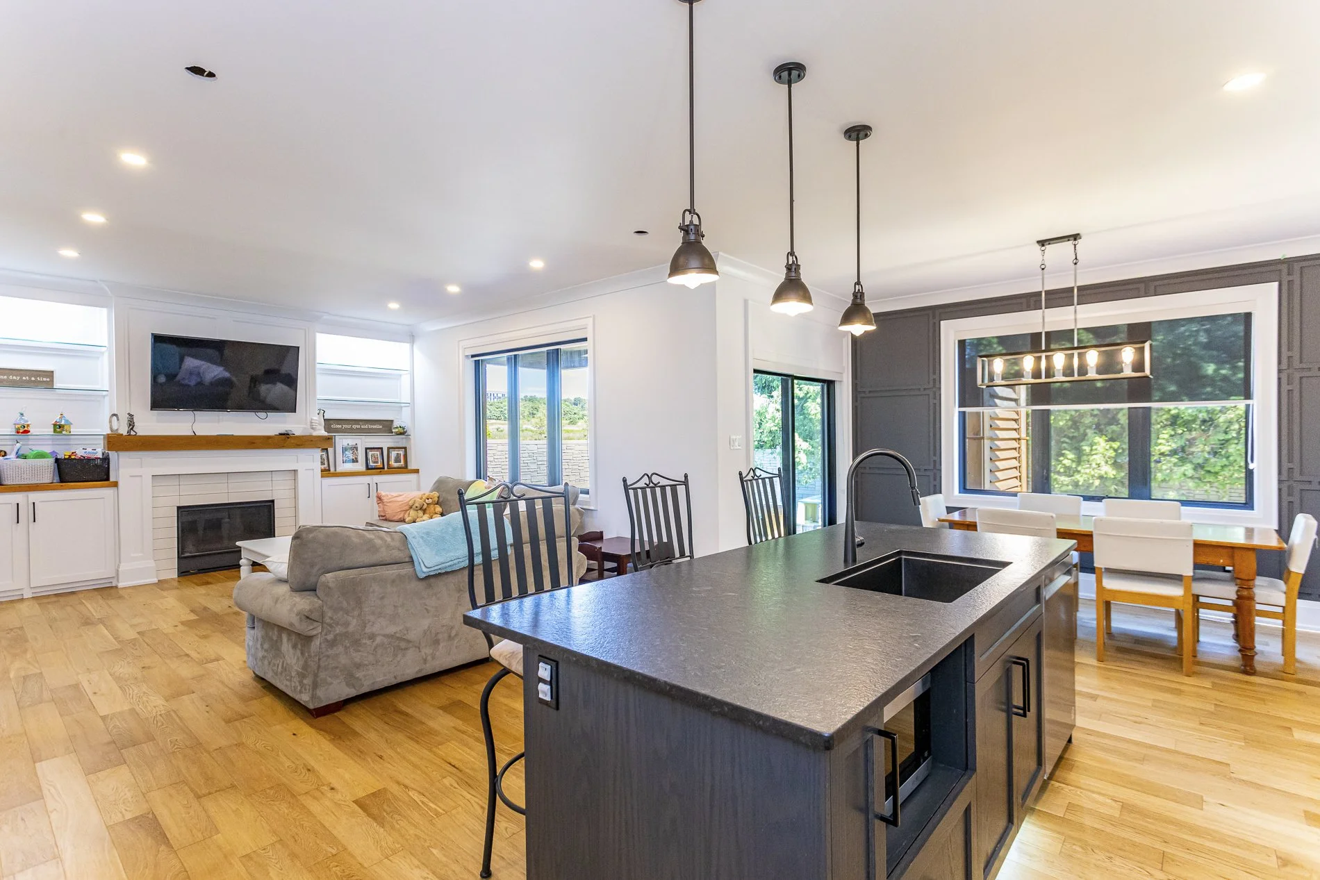2102 Linkway Blvd_19.jpg