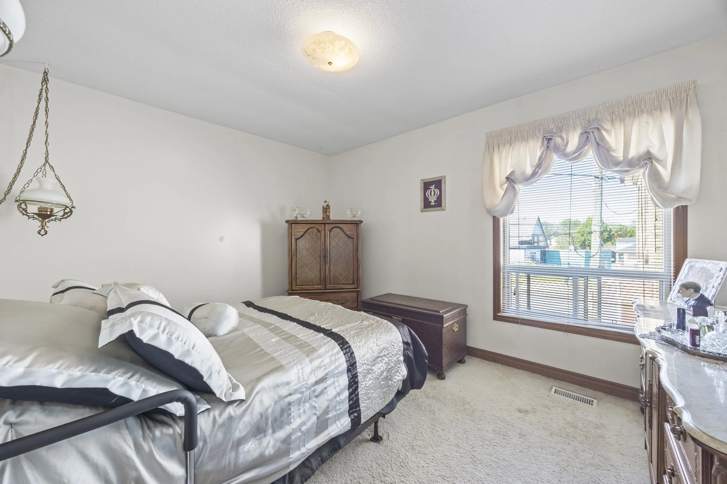 366 Hamilton Rd -14.JPG