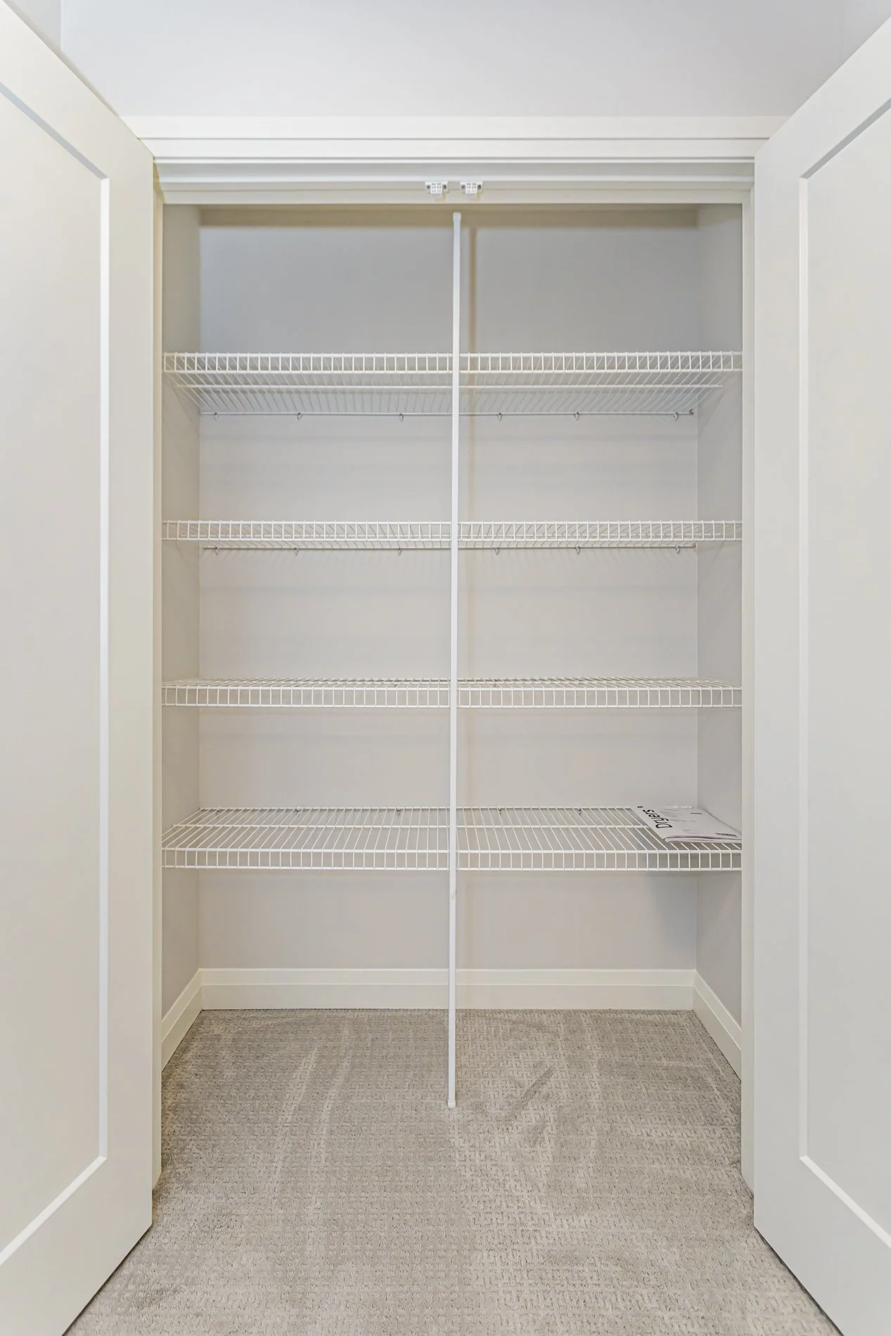 25-93 Stonefield Ln_49.JPG