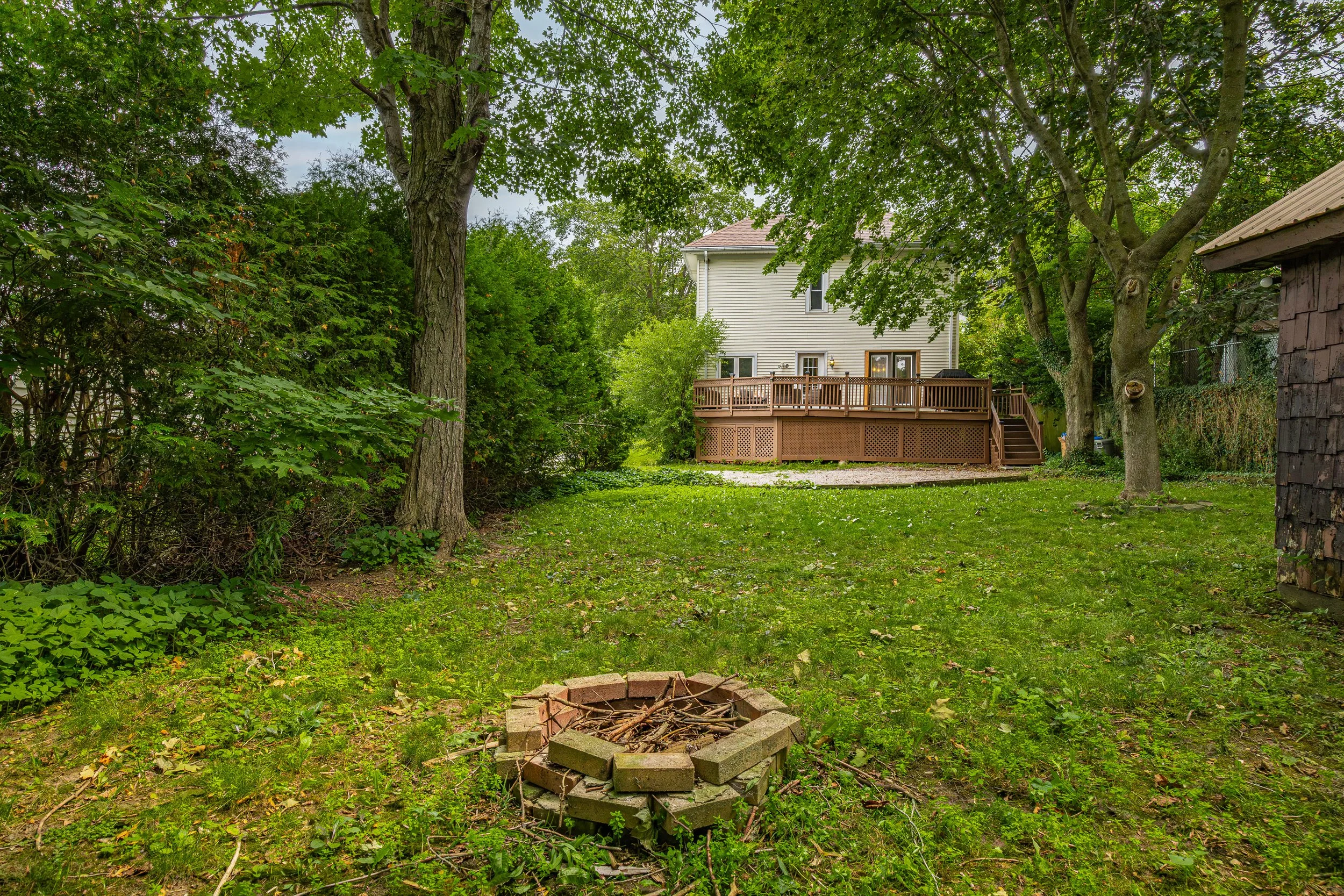 152 Wonham St S -43.jpg