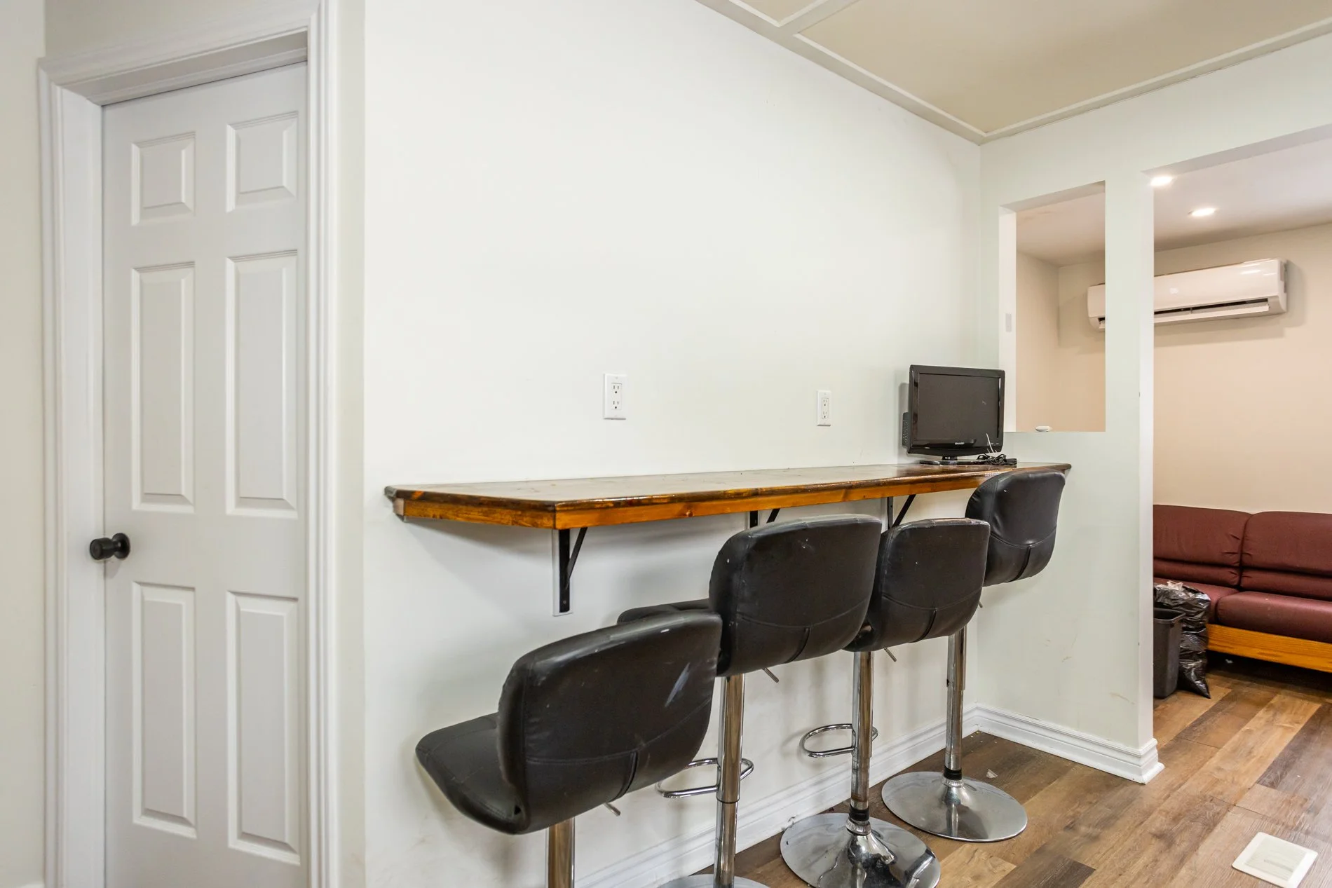 86 Wilson Ave-23.jpg