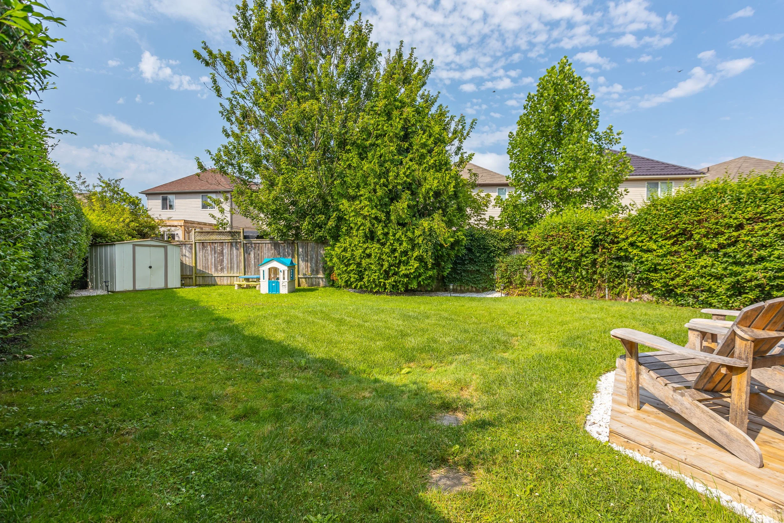 58 Olympic Cres-40.jpg