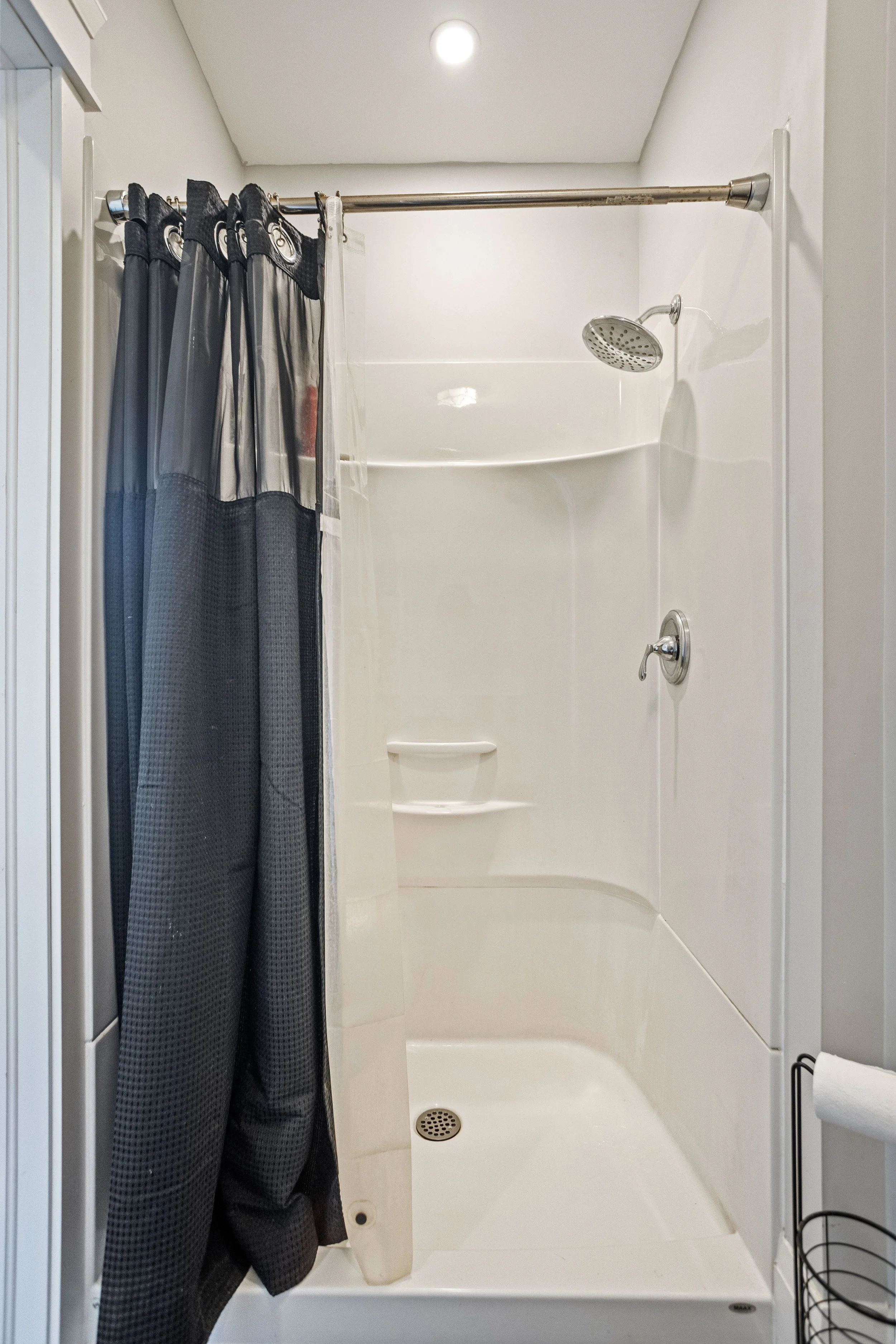 3199 Mt Carmel Dr -20.jpg