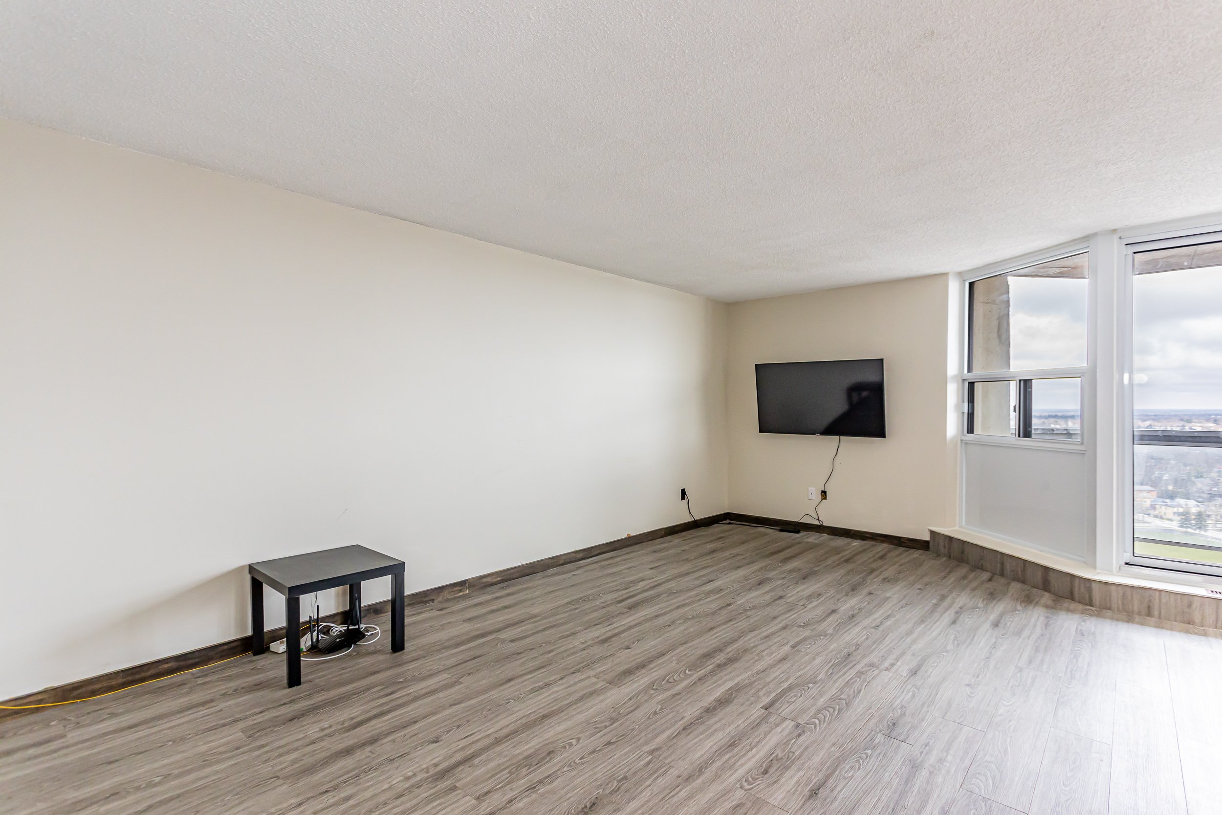 2602-363 Colborne St-8.jpg