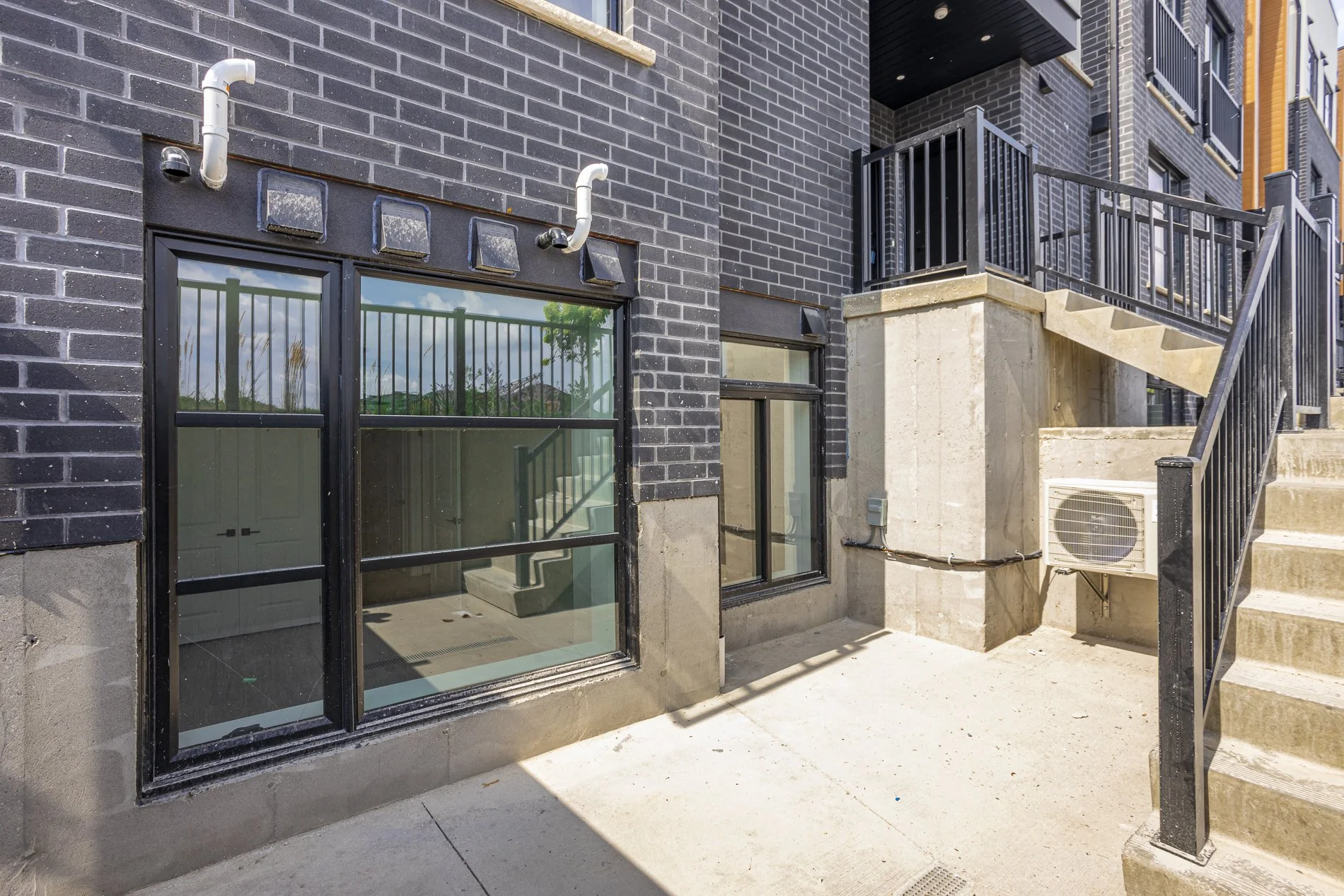 177-3900 Savoy St_10.jpg