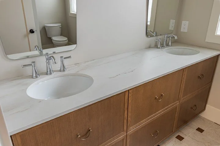 34290 Porte St-63.jpg
