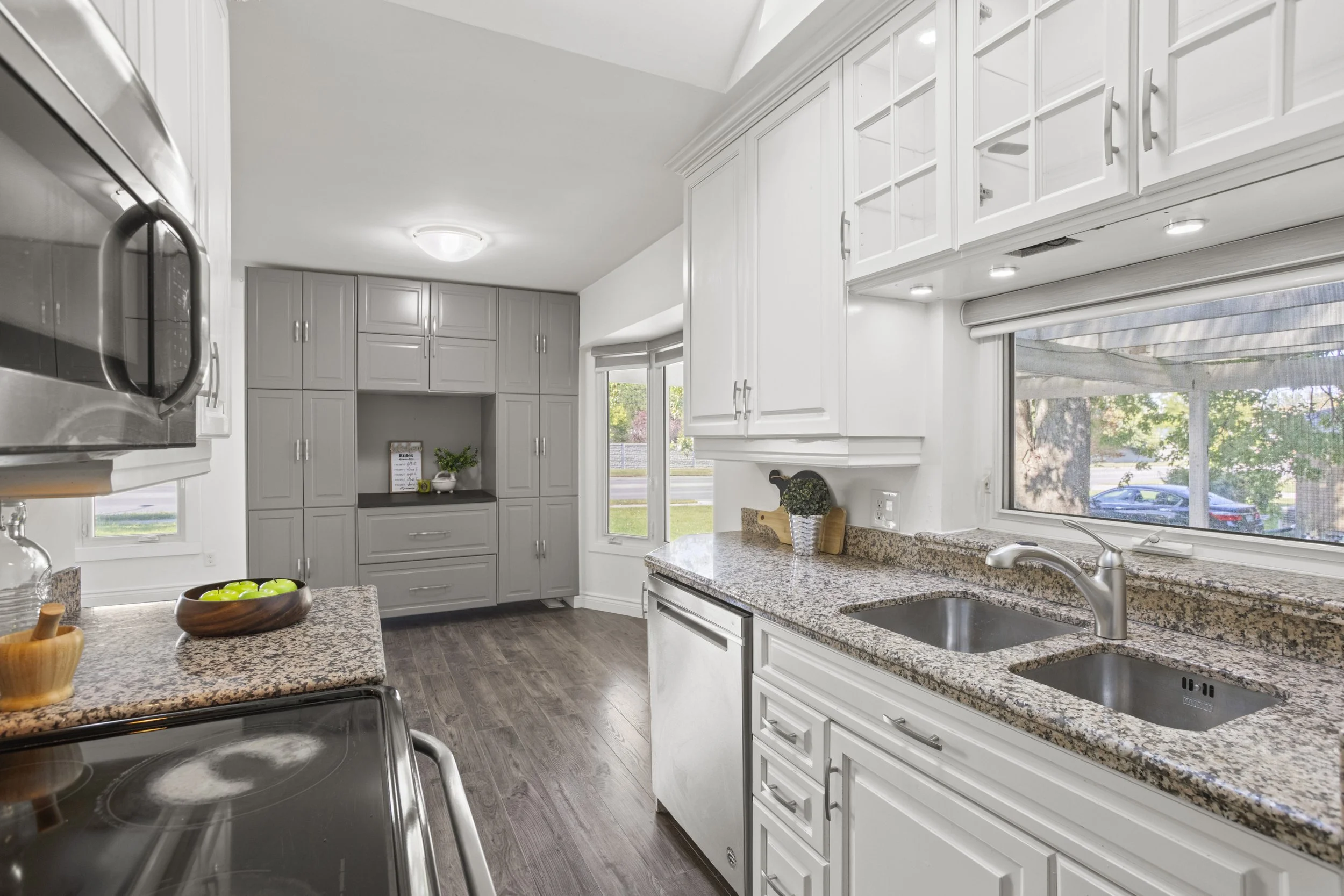 776 Oxford St  -29.JPG