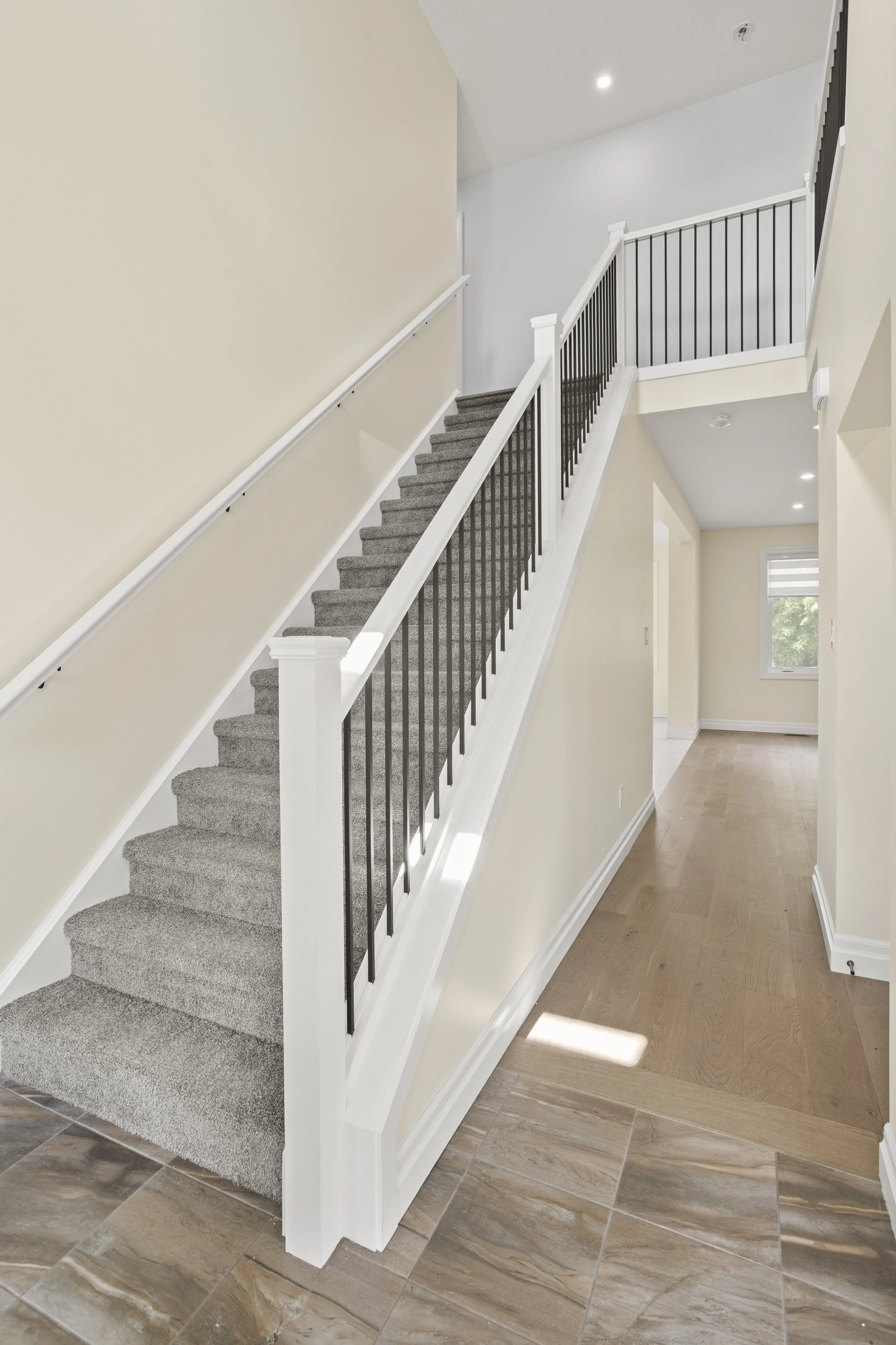 74 Royal Cres -07.JPG