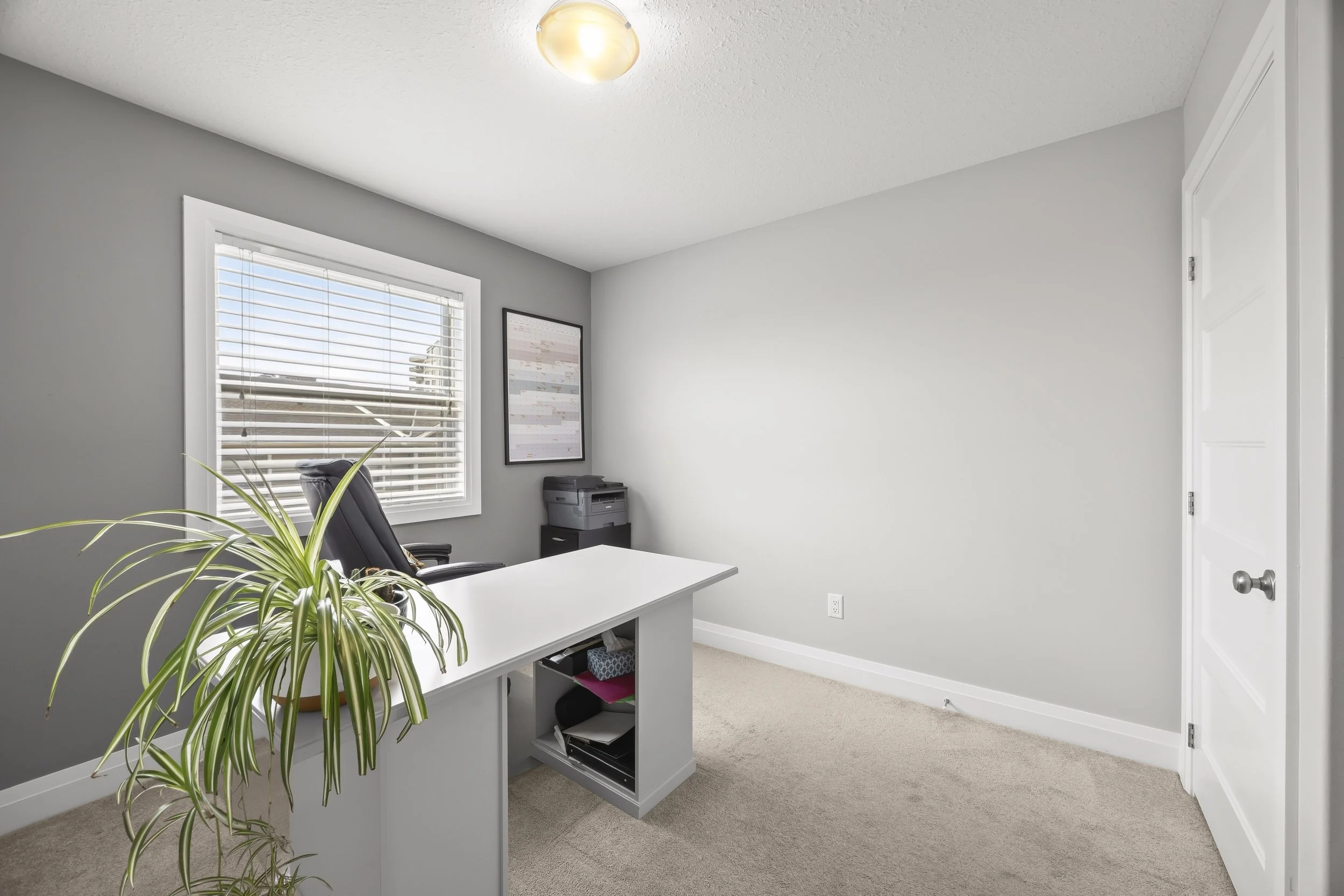 18-3025 Singleton Ave -41.JPG
