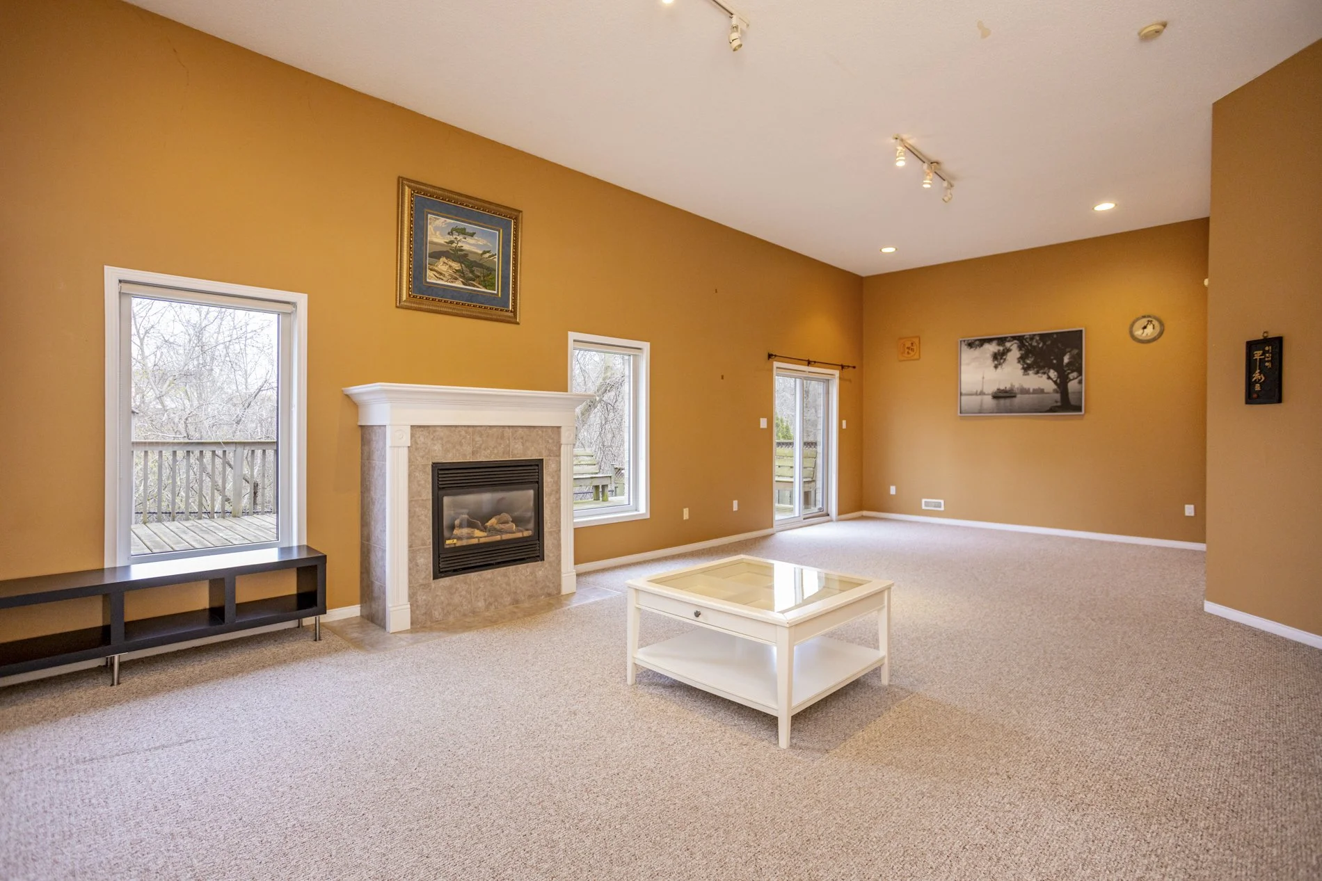 342 Jonathan St_25.JPG