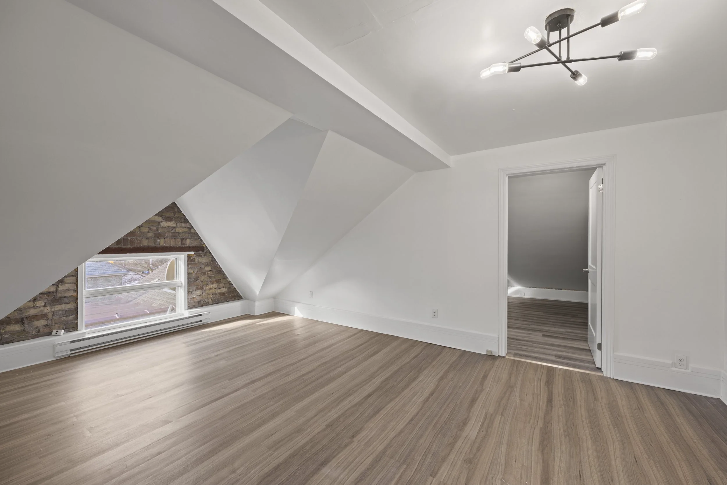 2-353 Central Ave -24.JPG