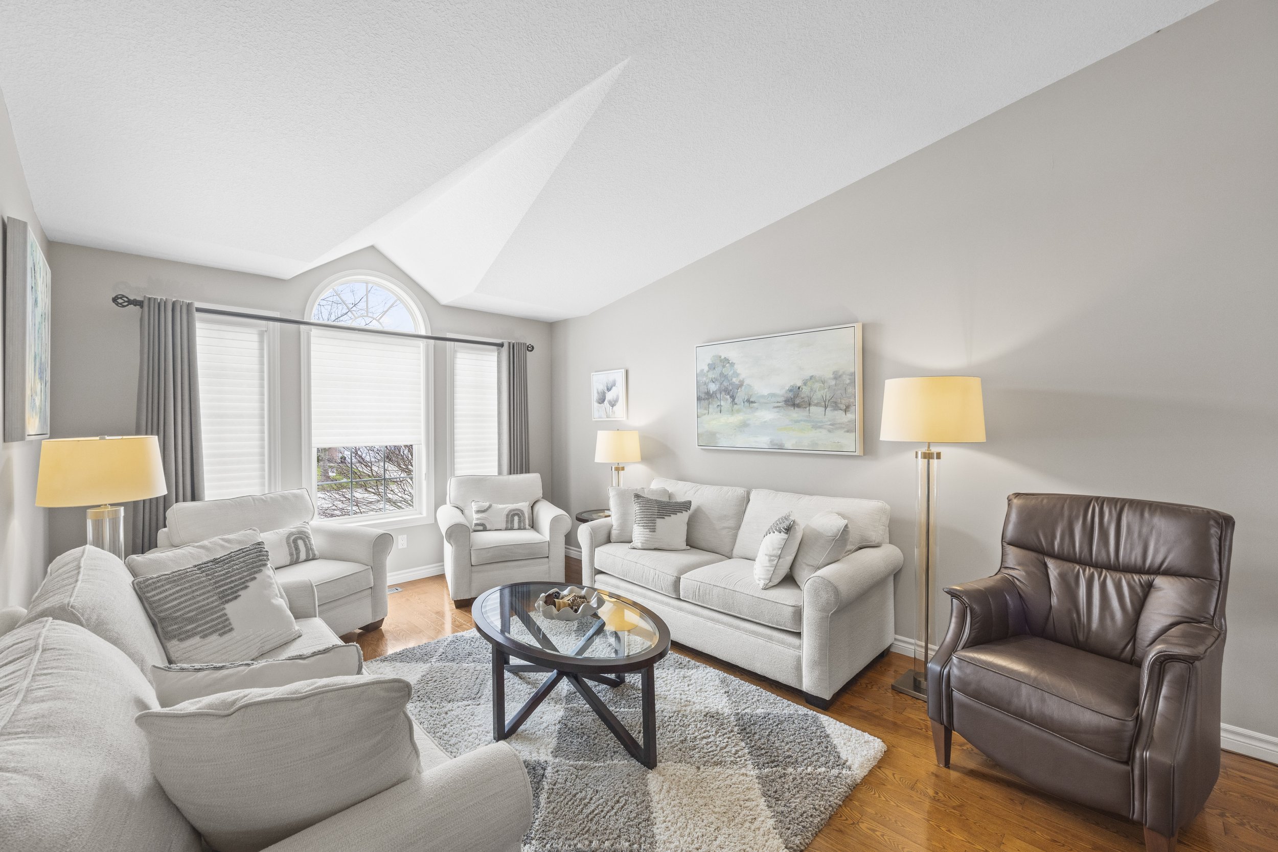 4 Oakwood Crt -10.JPG